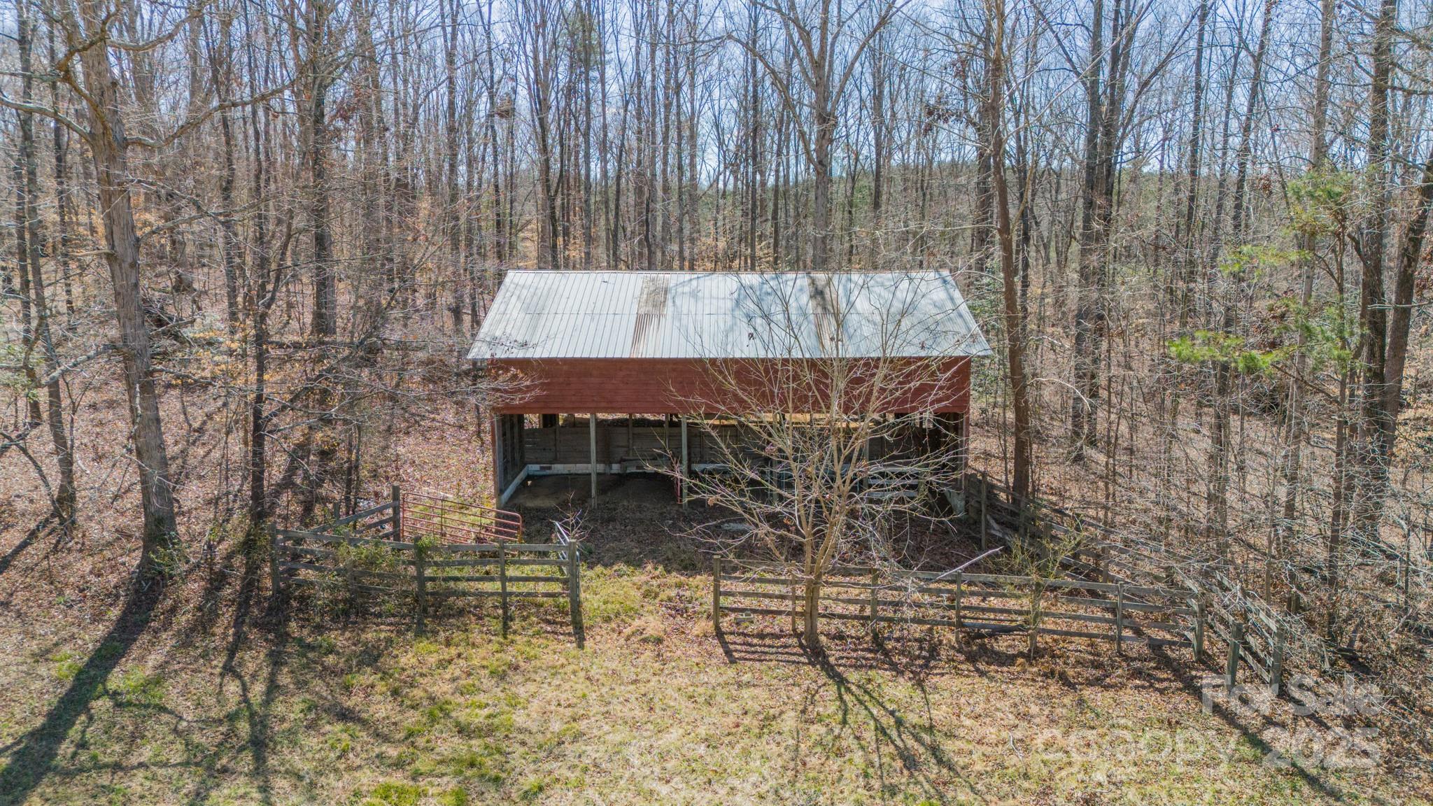 198 N Highway Highway Property Photo