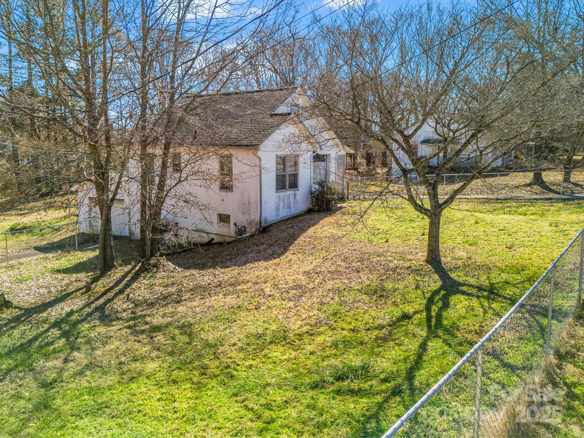 1769 S Lafayette Street Property Photo 18