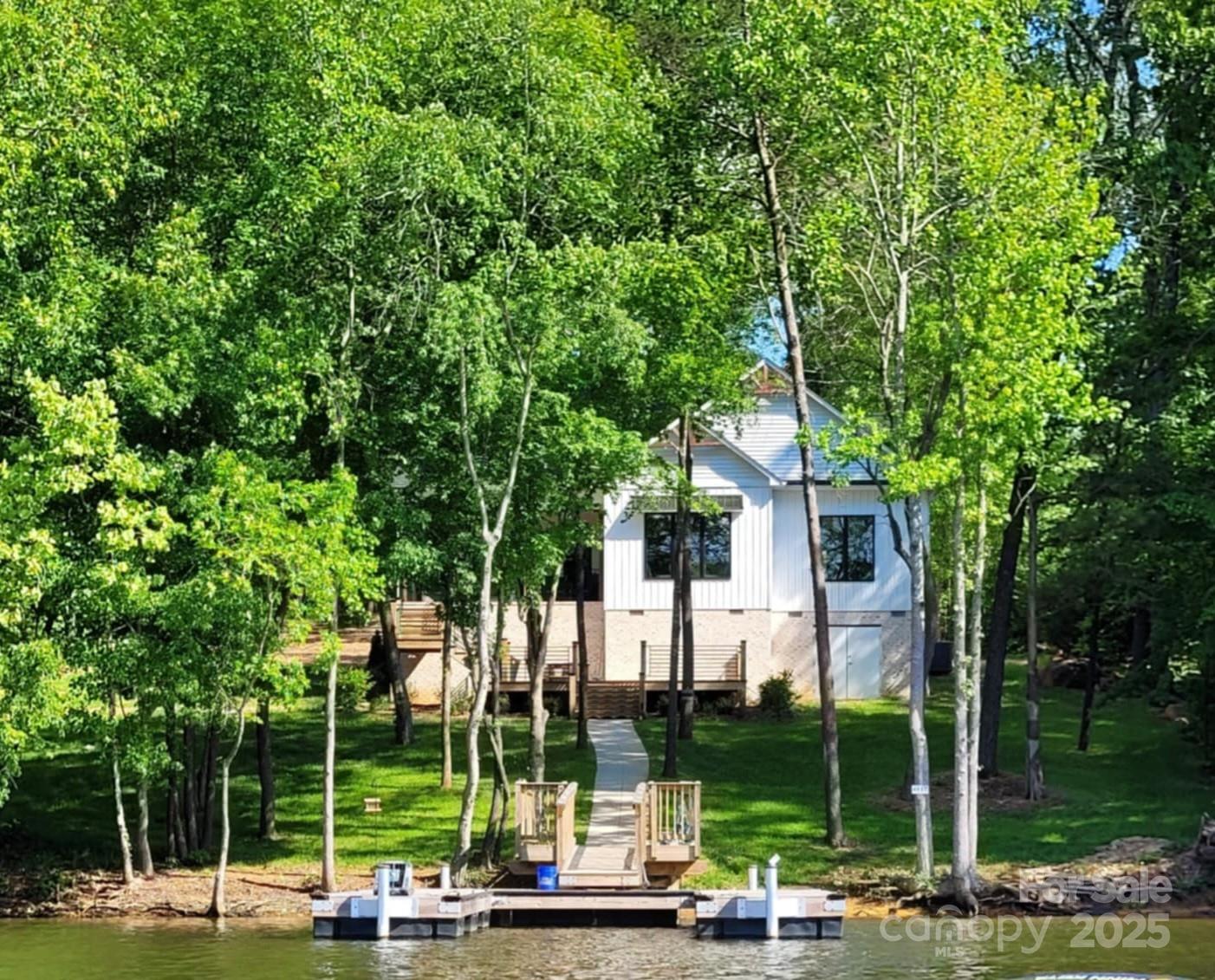730 Mountain Shore Drive Property Photo