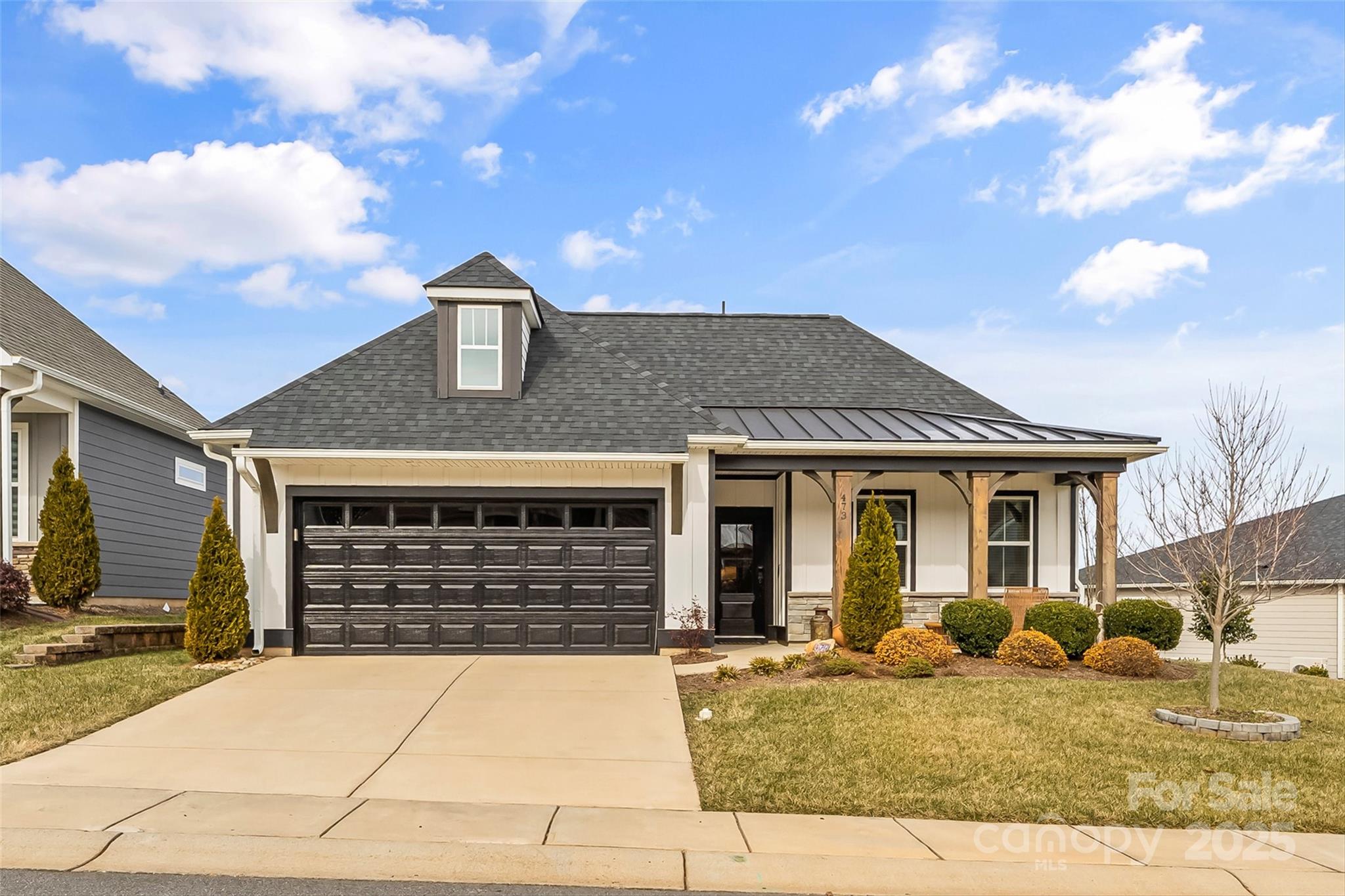 473 Bowline Drive Property Photo