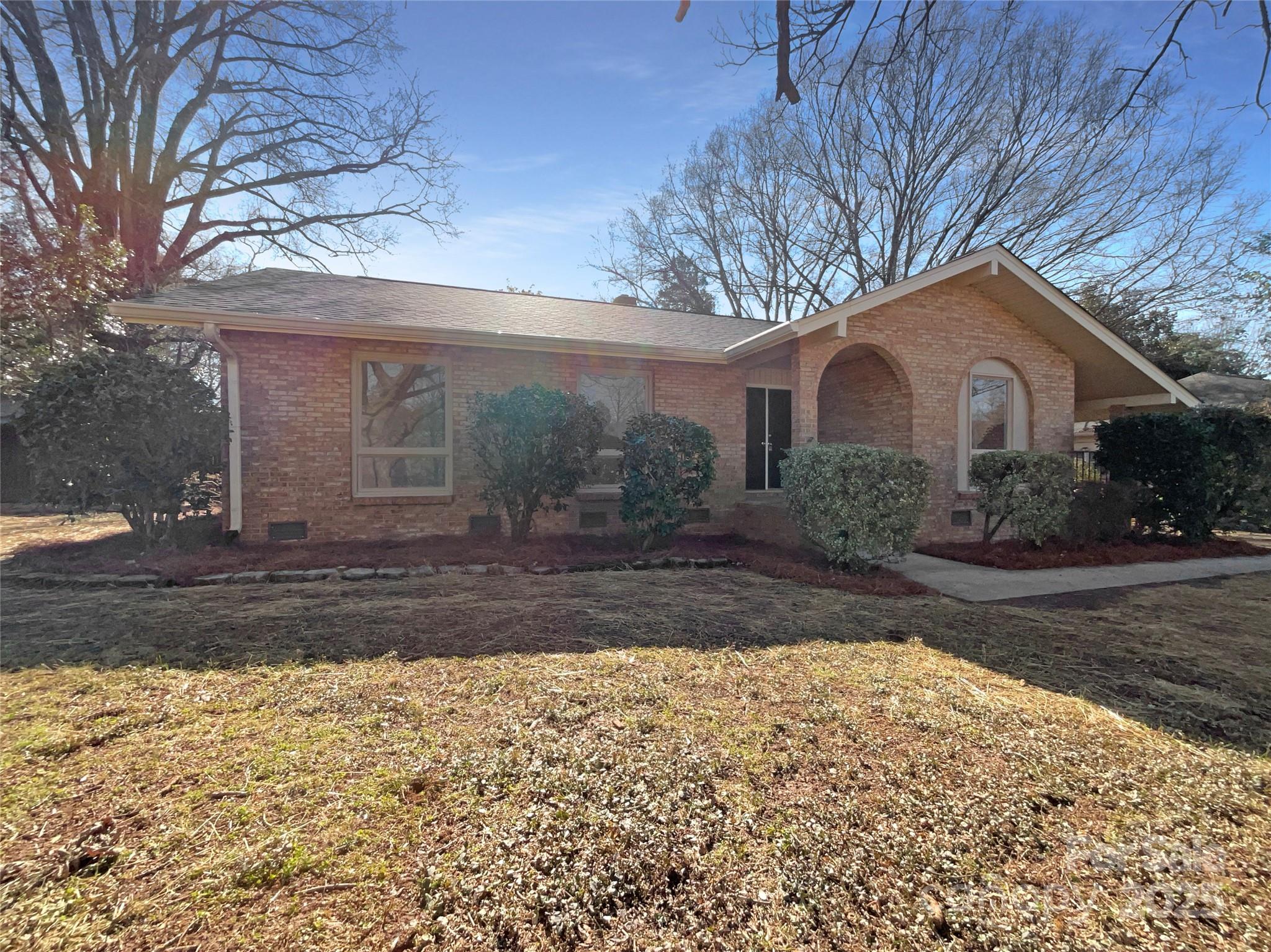 5710 Faulconbridge Road Property Photo