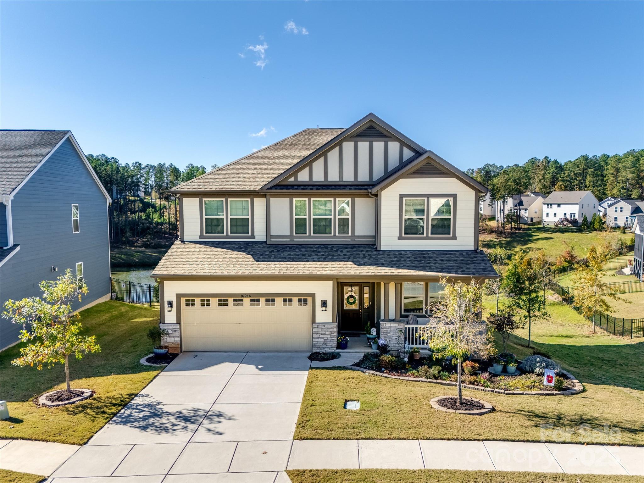 16216 Kelby Cove Property Photo