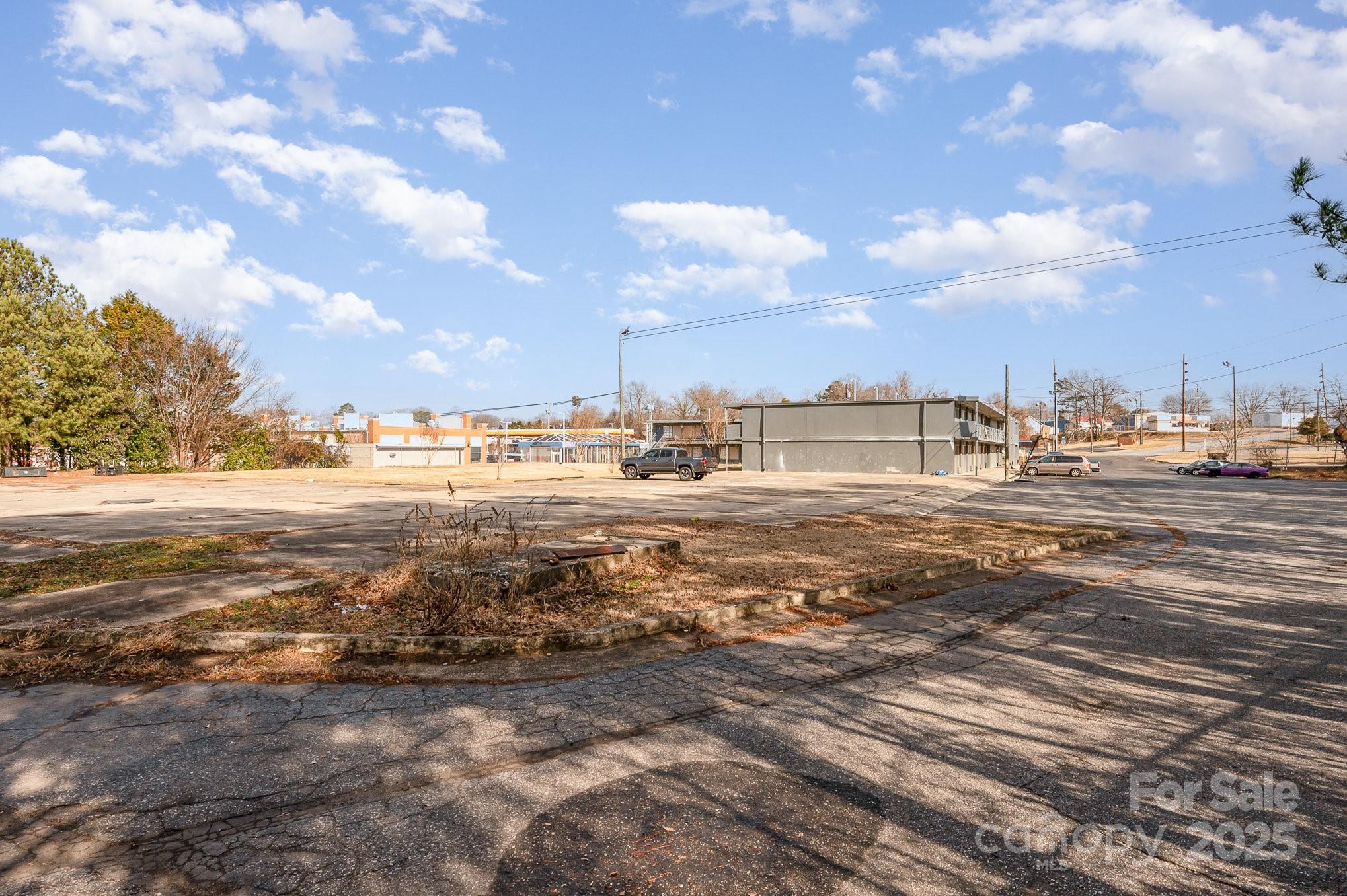325 Sw Hwy 70 Highway Property Photo 6