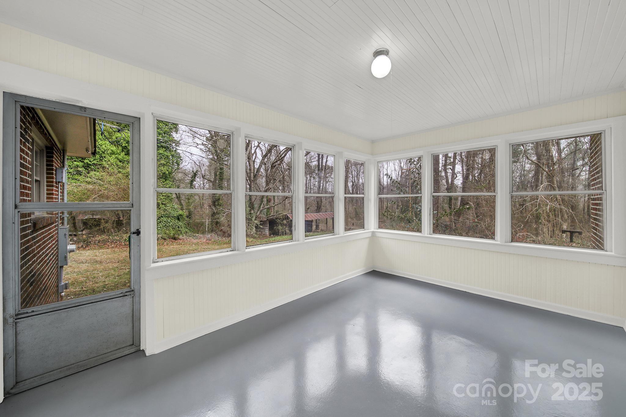 2988 Great Falls Highway Property Photo 19