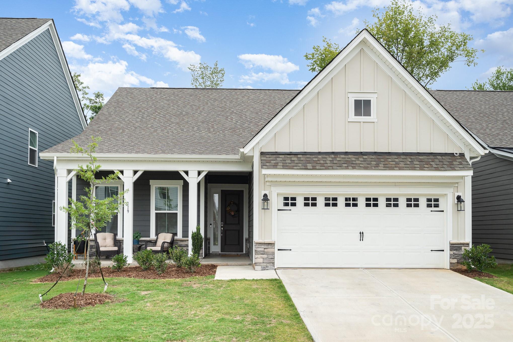 119 Winterberry Street Property Photo 1