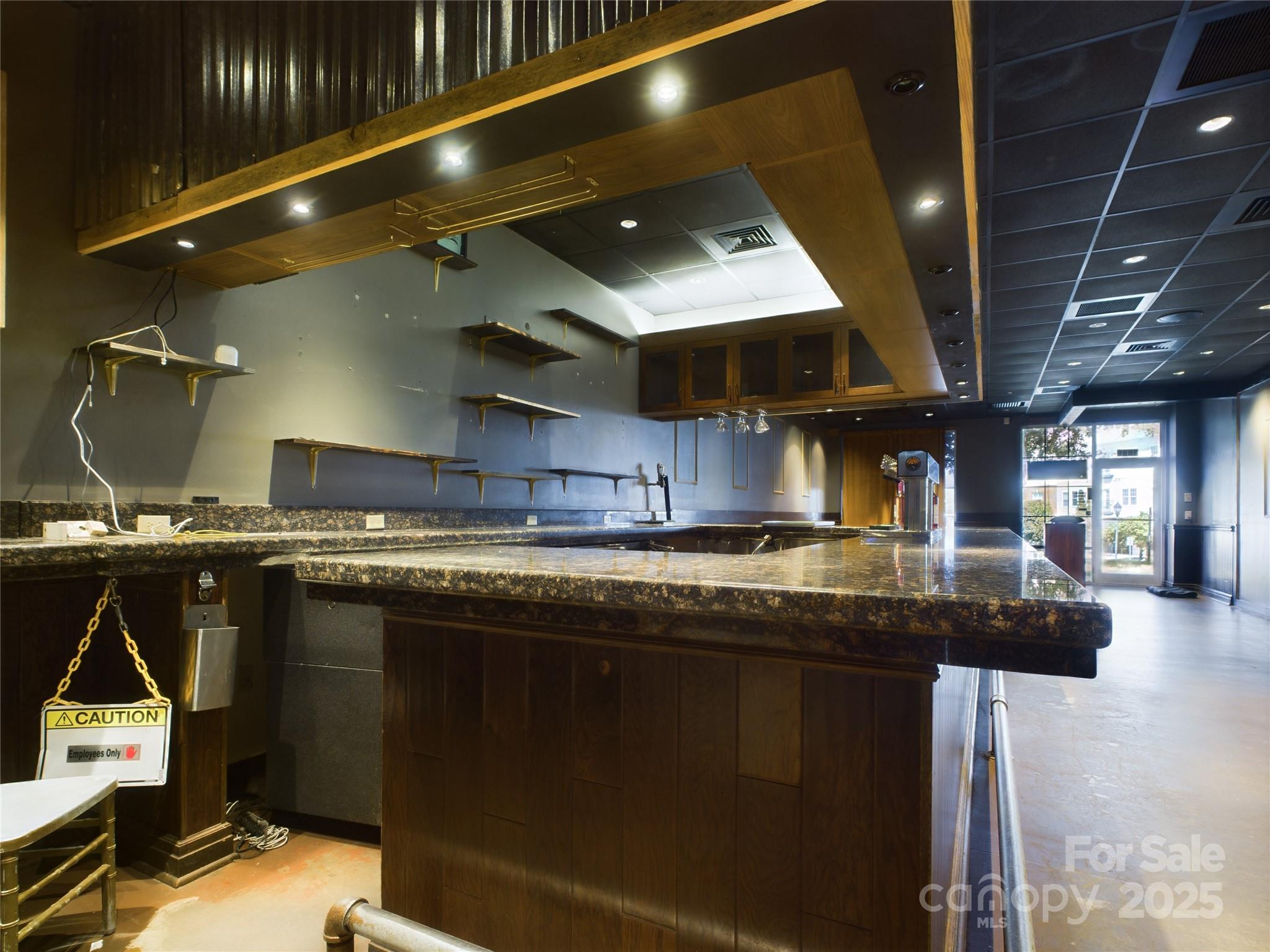 1381 N Center Street Bar Property Photo 8