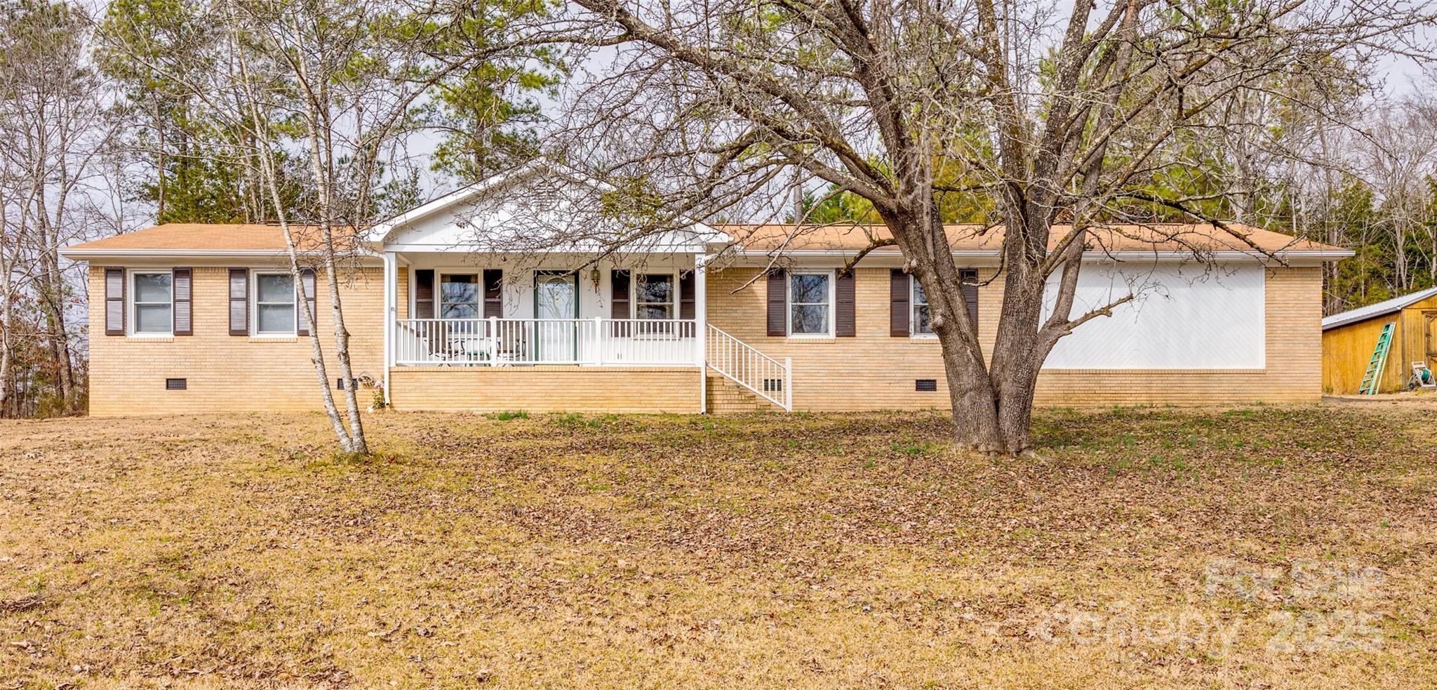 127 Nob Hill Road Property Photo
