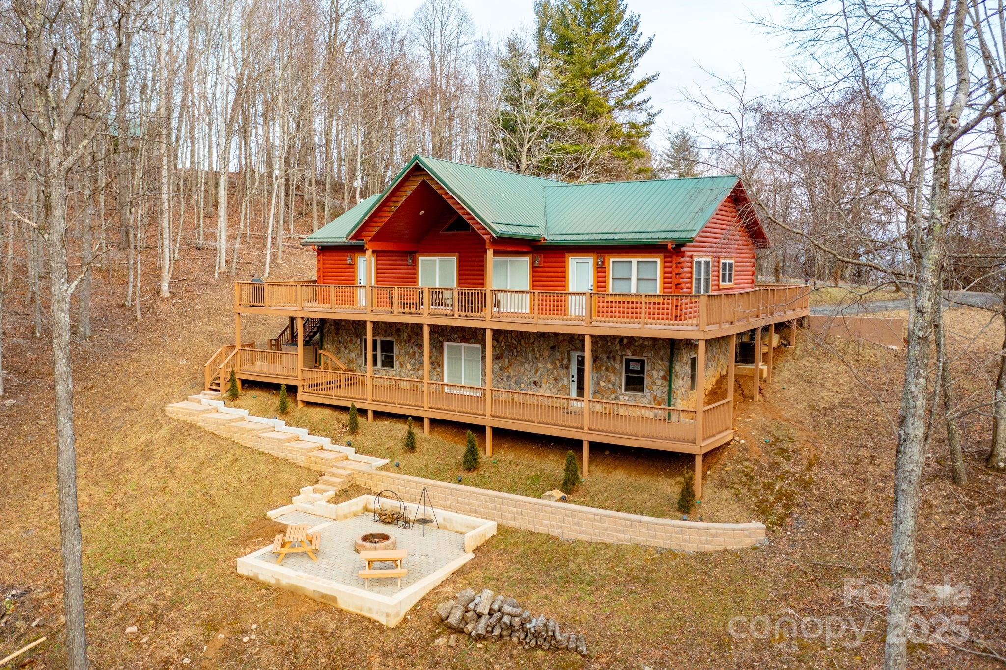 1199 Dream Mountain Road Property Photo