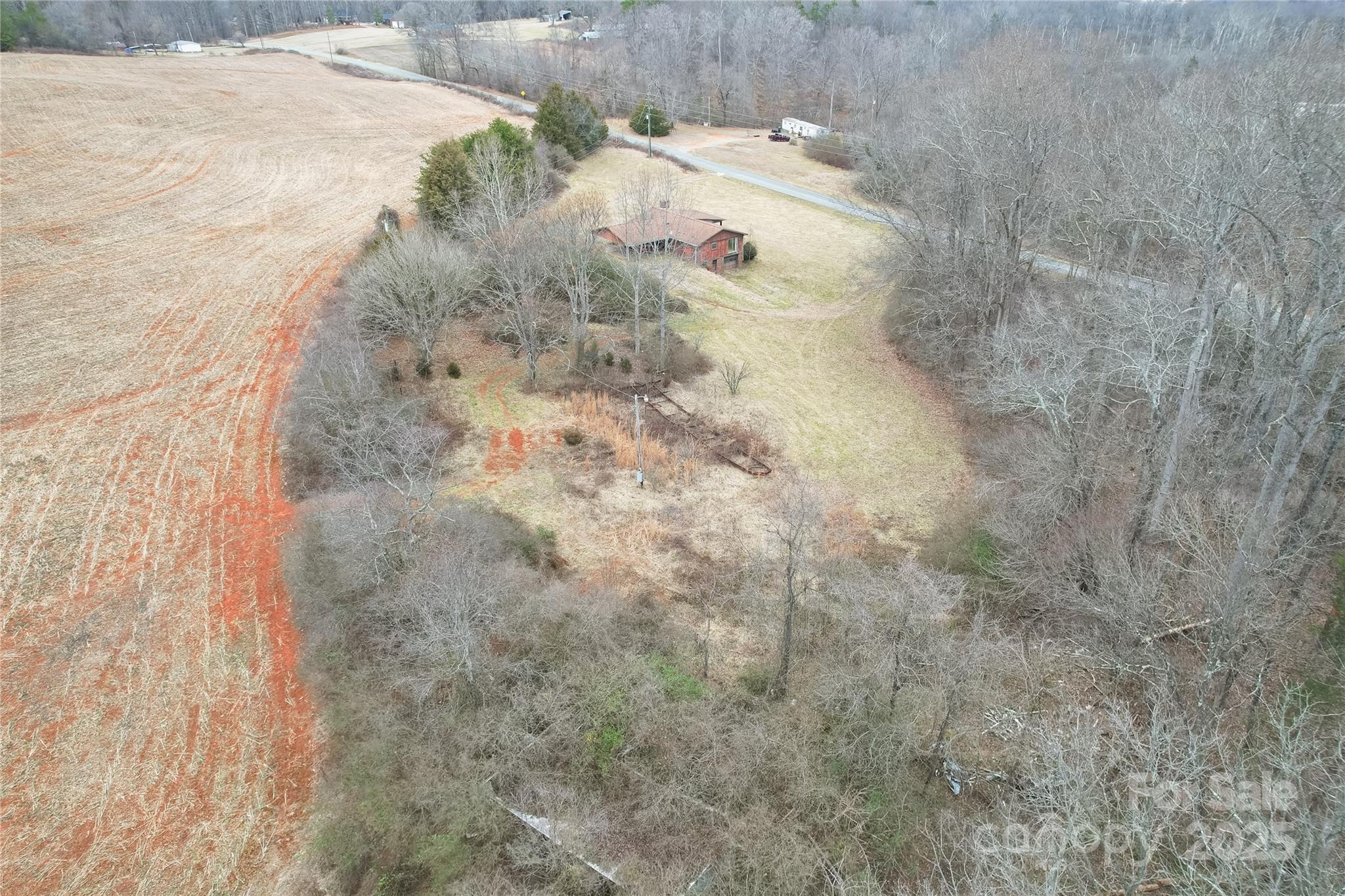 643 Alf Hoover Road Property Photo 3