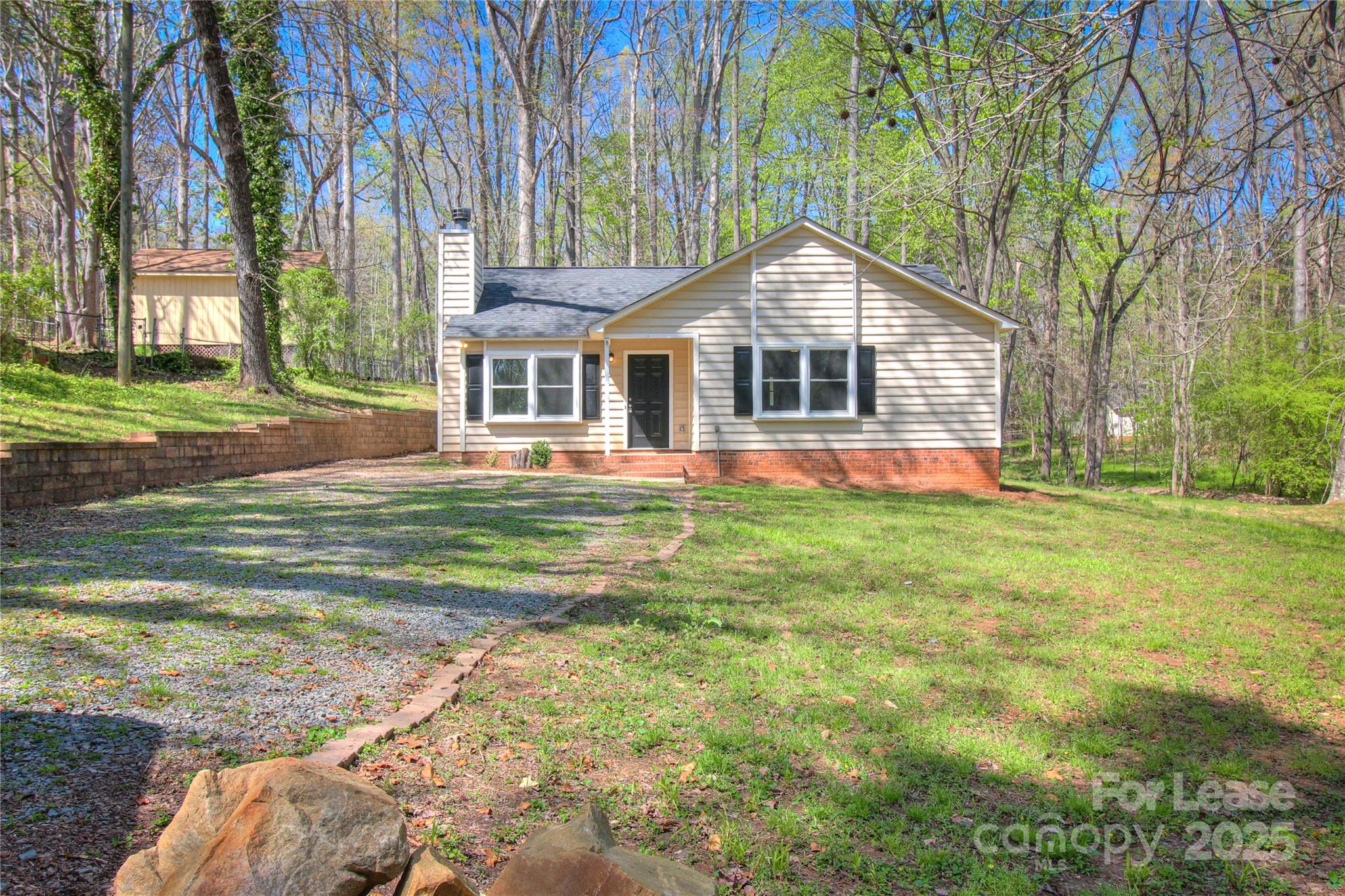 608 Stanton Drive Property Photo
