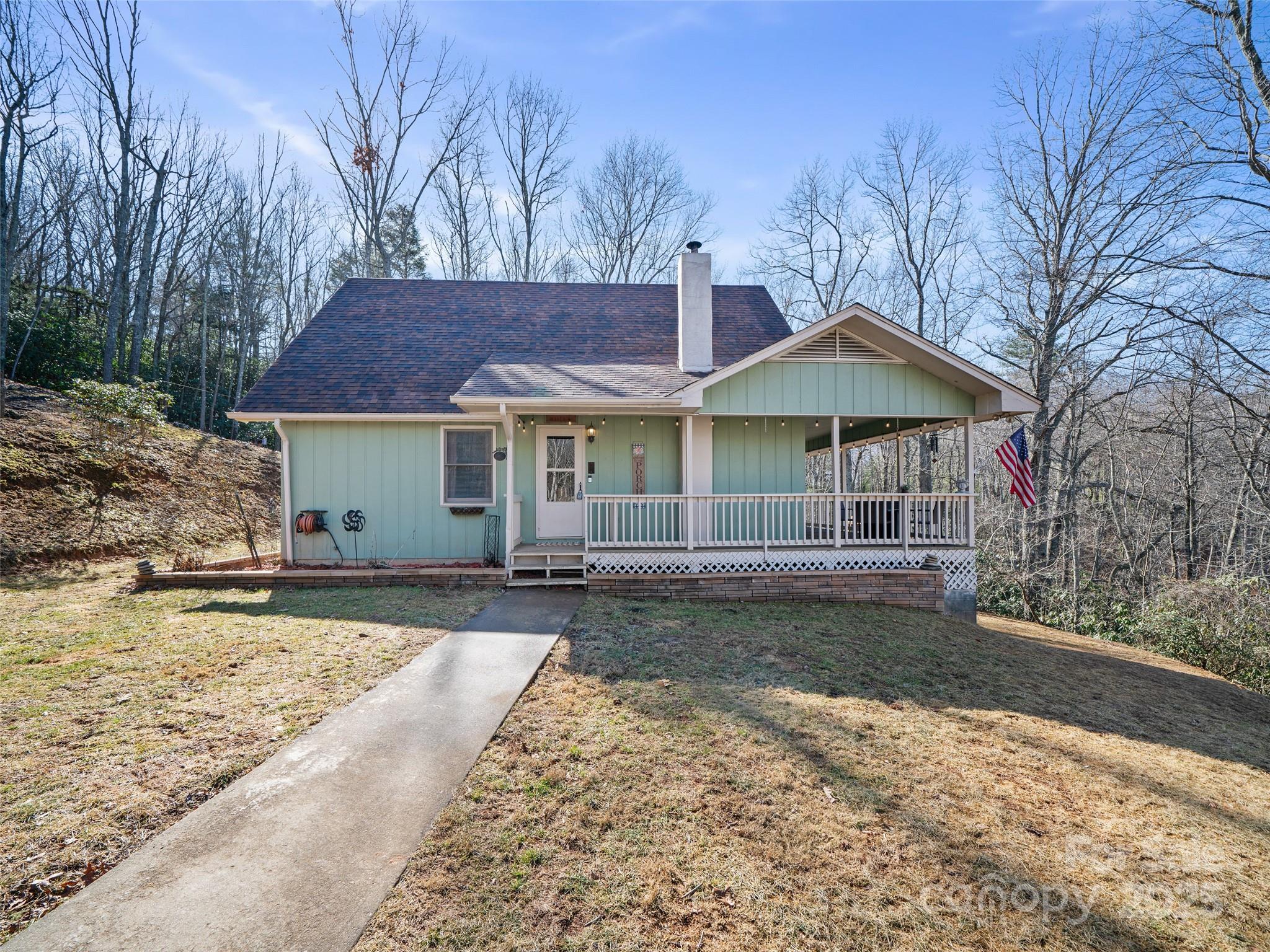 426 Meadowood Lane Property Photo