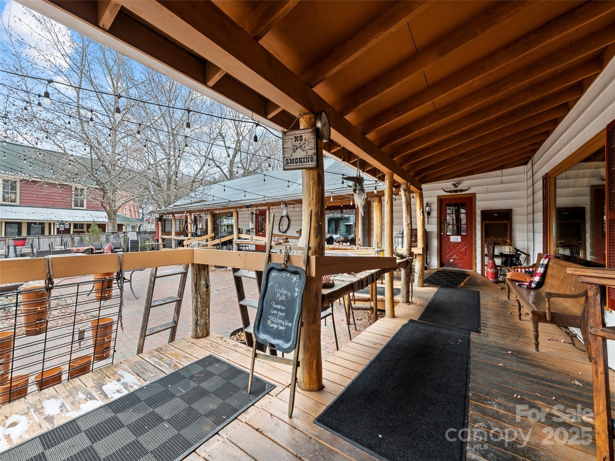 64 Front Street Property Photo 7