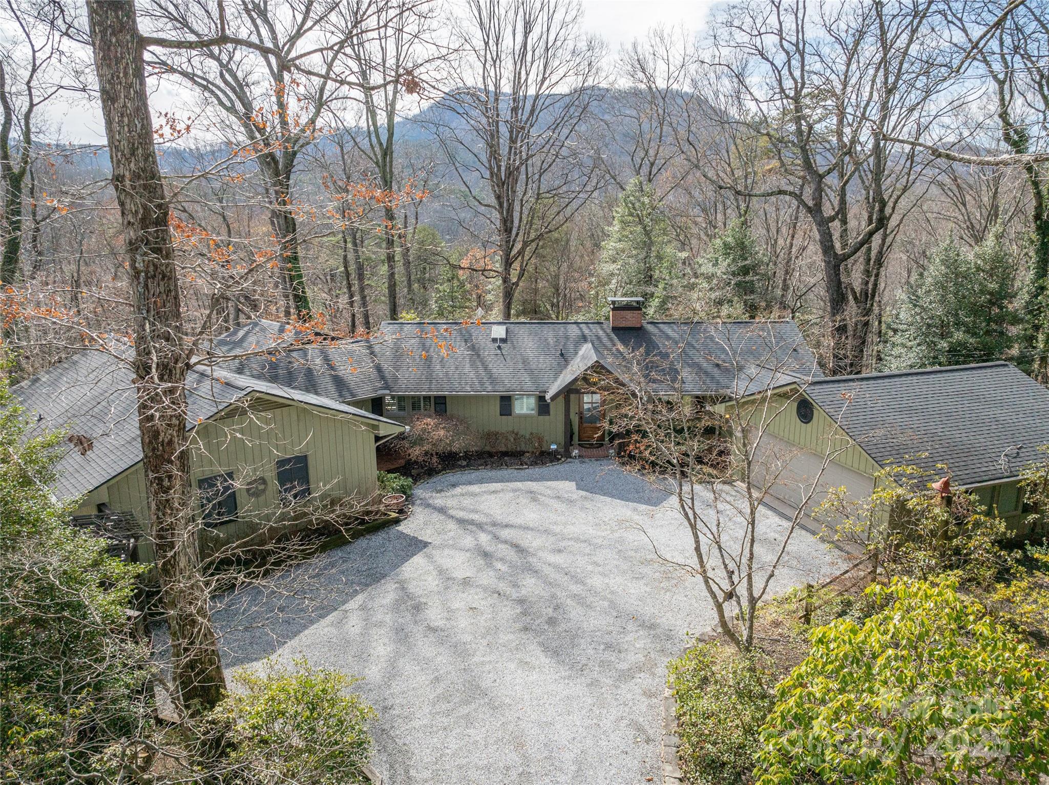 100 Stone Circle Drive Property Photo