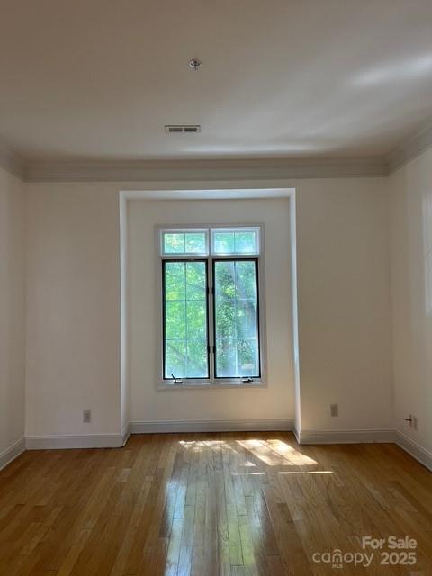 765 N Alexander Street Property Photo 9