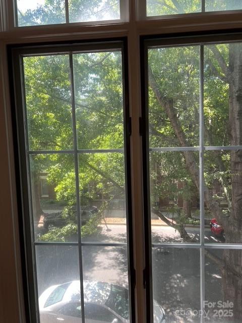 765 N Alexander Street Property Photo 27