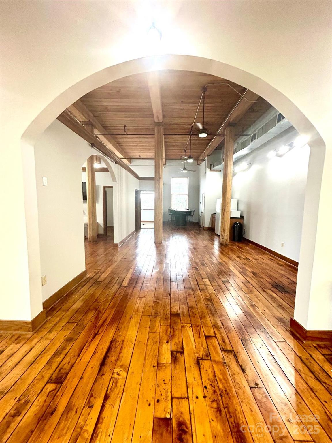 1 Buffalo Avenue Property Photo 8
