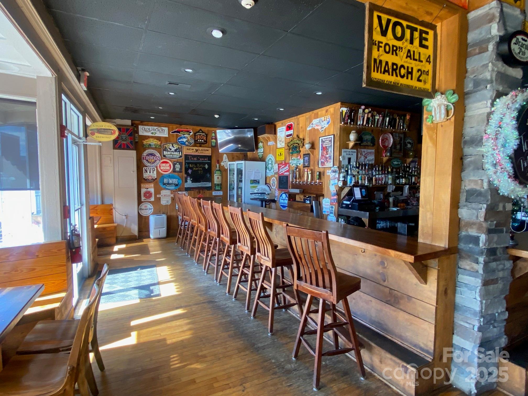 100 Main Street Property Photo 5