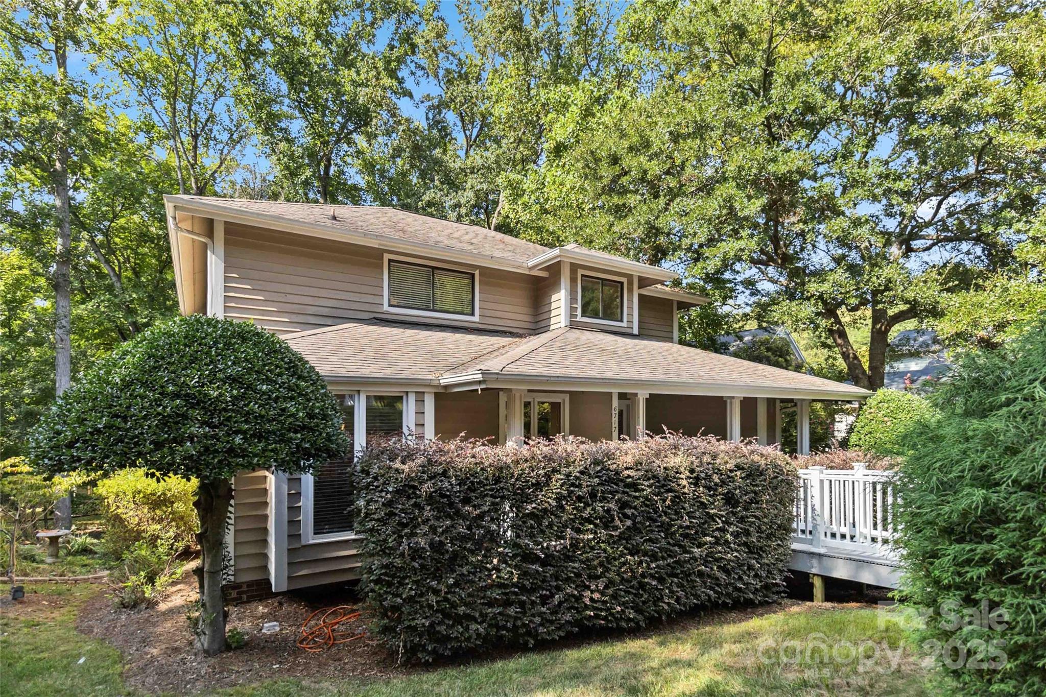 6717 Paces Ferry Lane Property Photo
