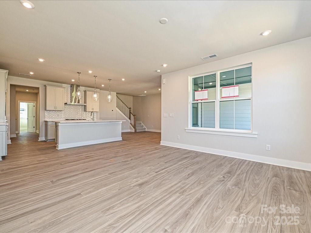 207 Halemarge Drive Drive Property Photo 7