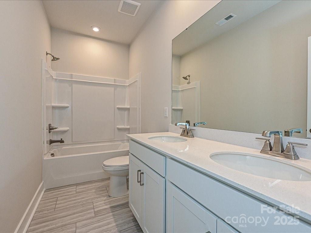 207 Halemarge Drive Drive Property Photo 21