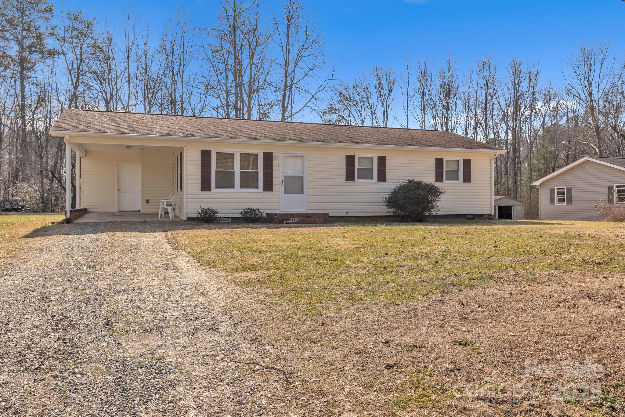 115 Winterhaven Road Property Photo