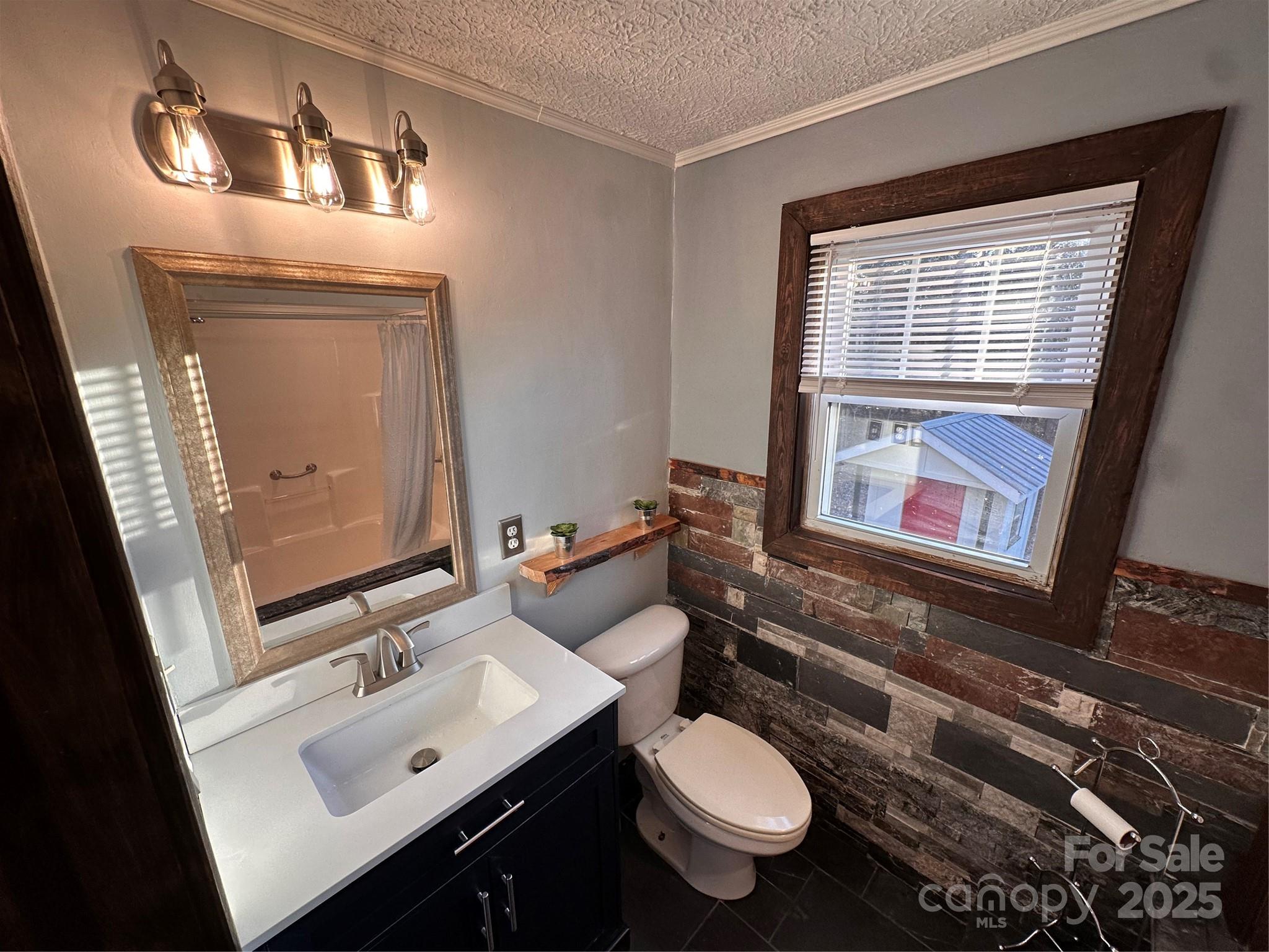 113 Highlander Street Property Photo 6