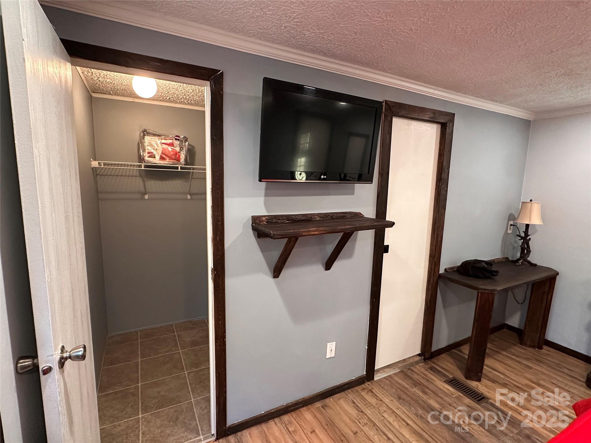 113 Highlander Street Property Photo 9