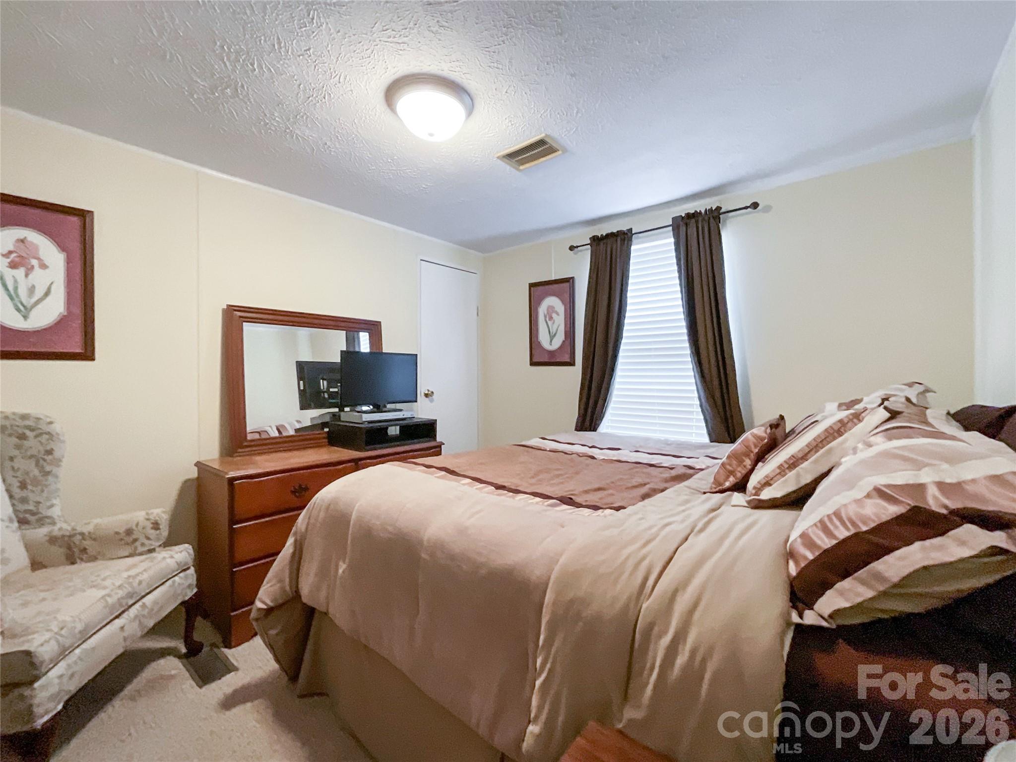 2329 Dolan Lane Property Photo 15