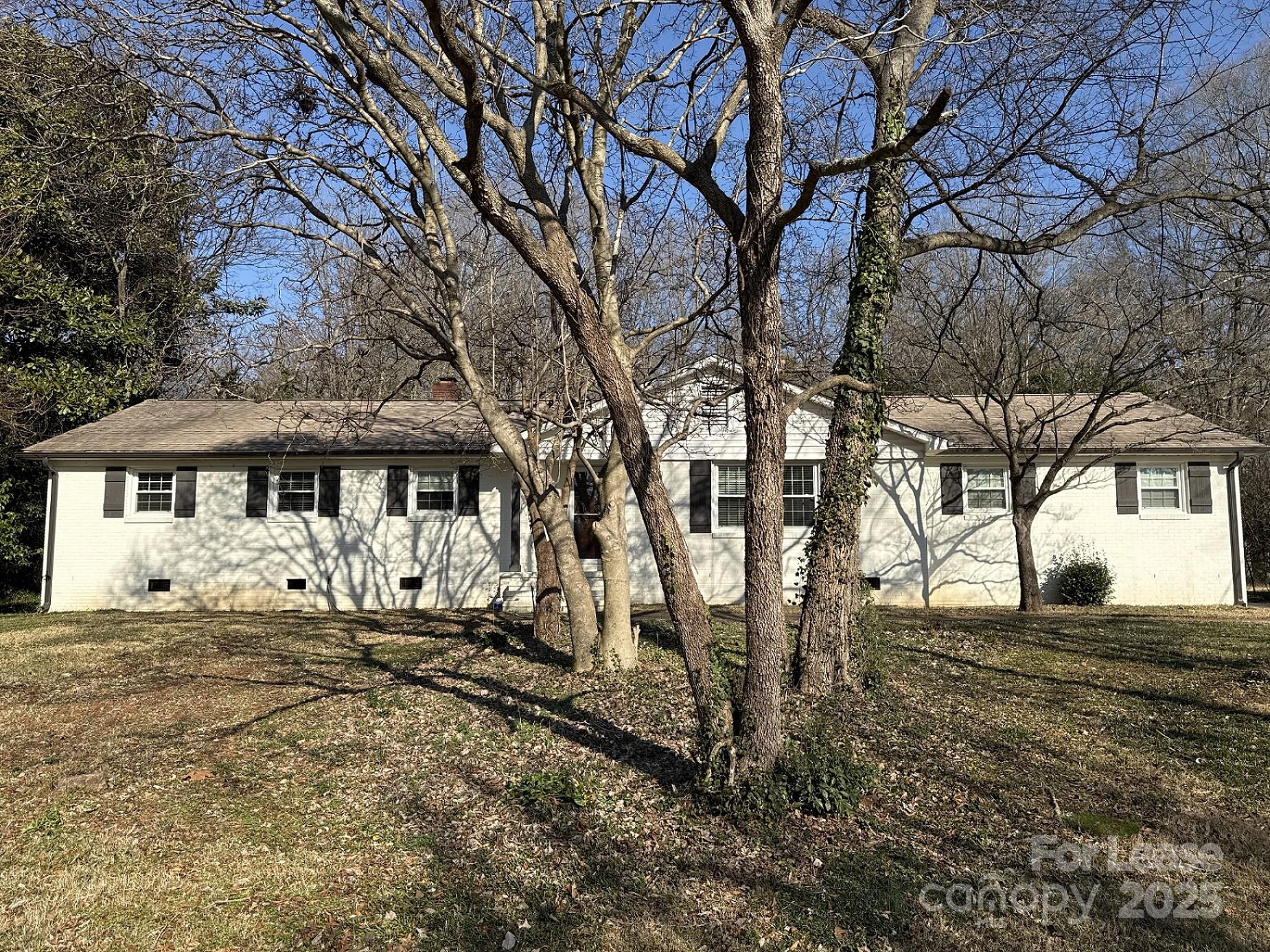 1045 Dooley Drive Property Photo