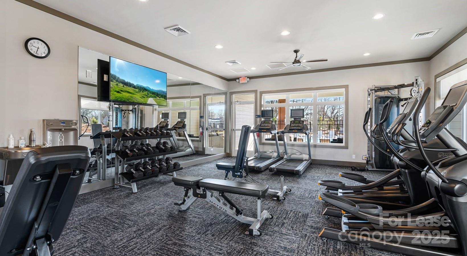 525 Wayforth Road B2 Property Photo 10