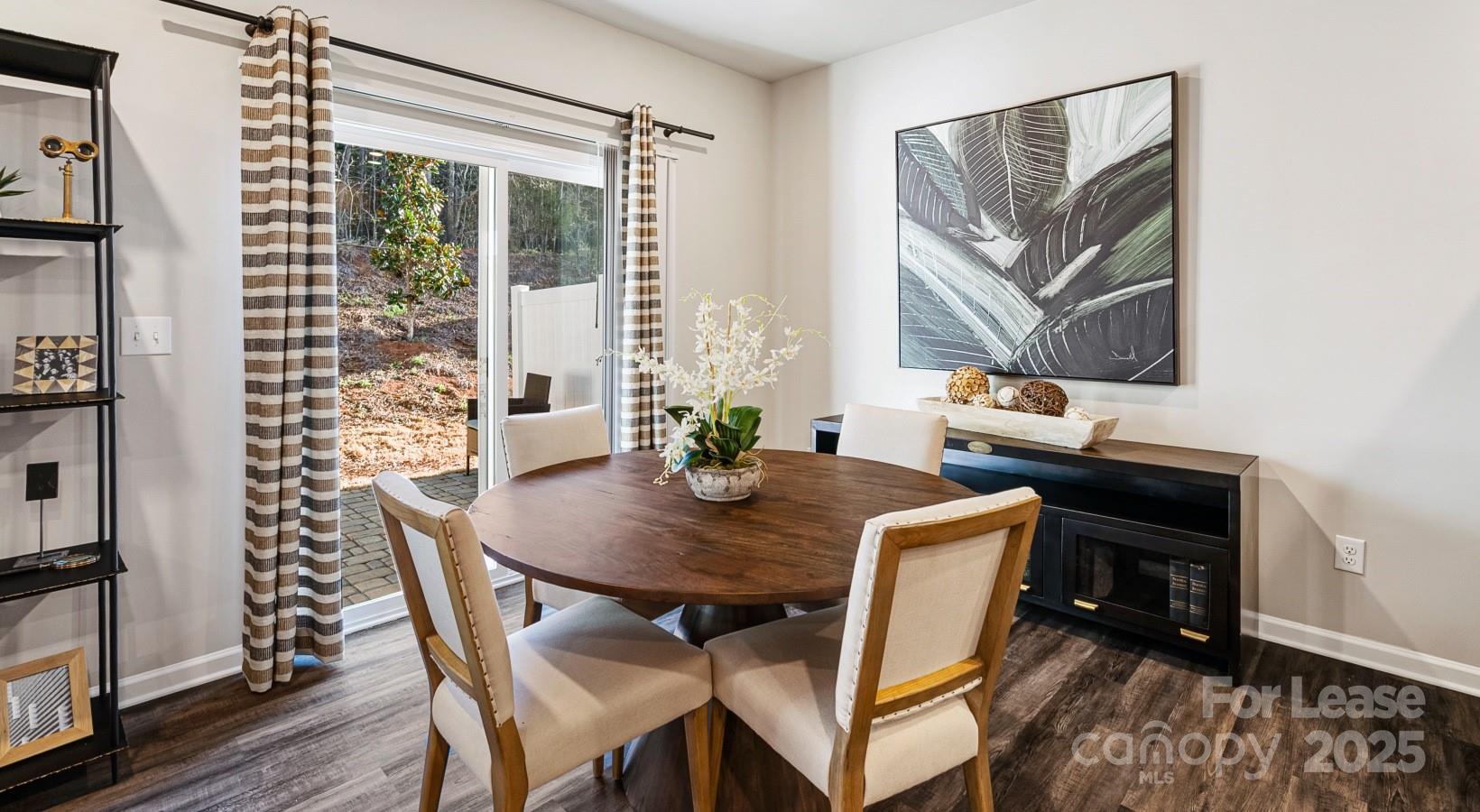 525 Wayforth Road B2 Property Photo 15