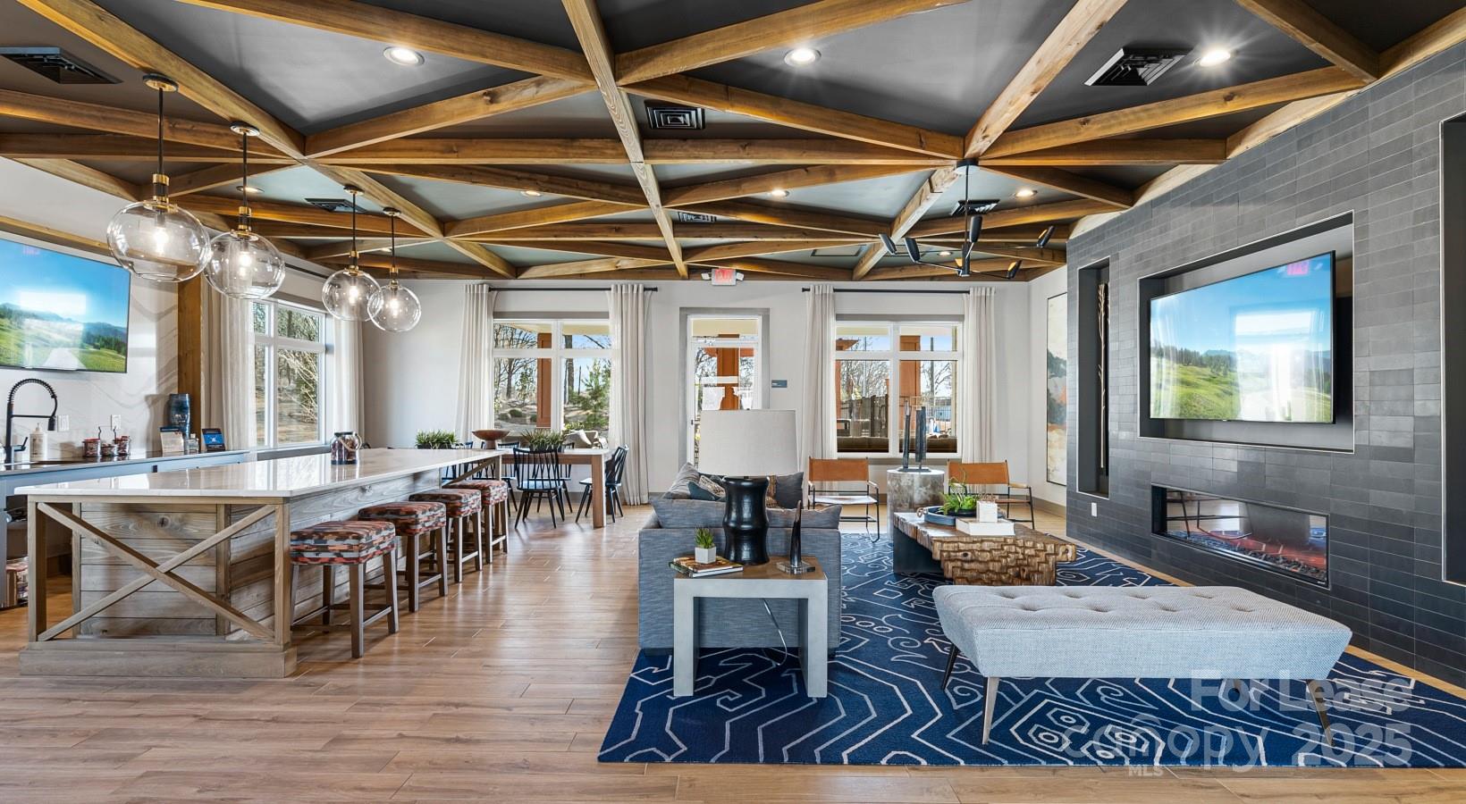 525 Wayforth Road B3 Property Photo 3