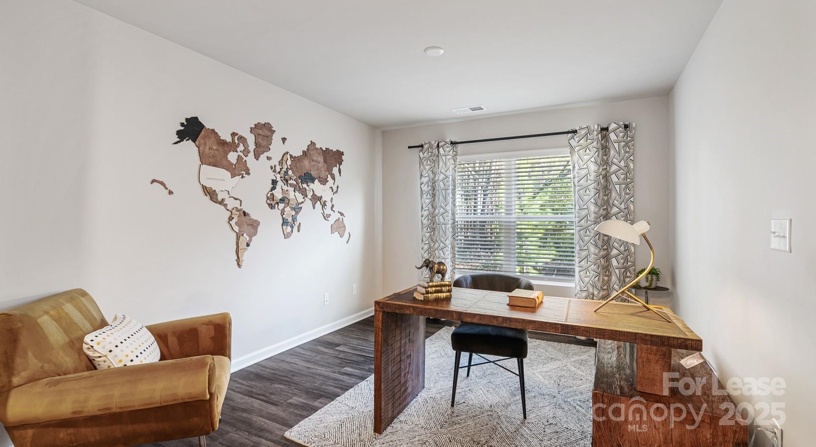 525 Wayforth Road B3 Property Photo 18