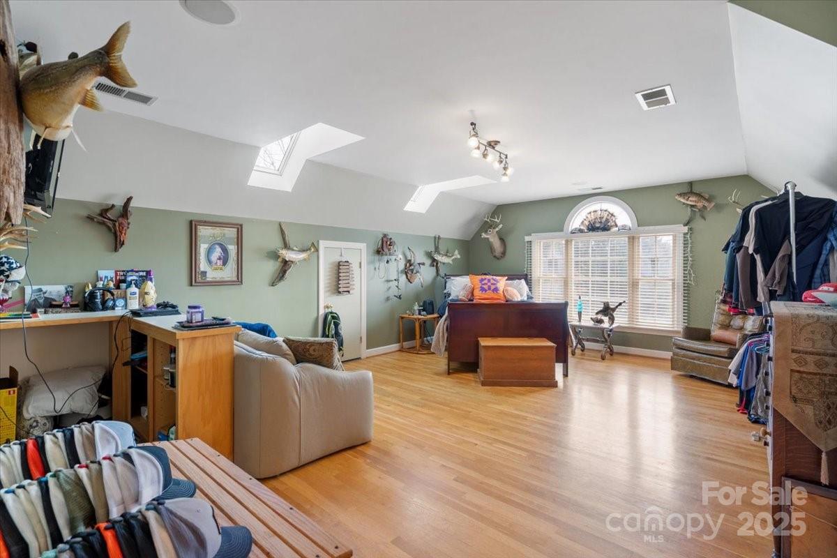 4594 Grandin Road Property Photo 16