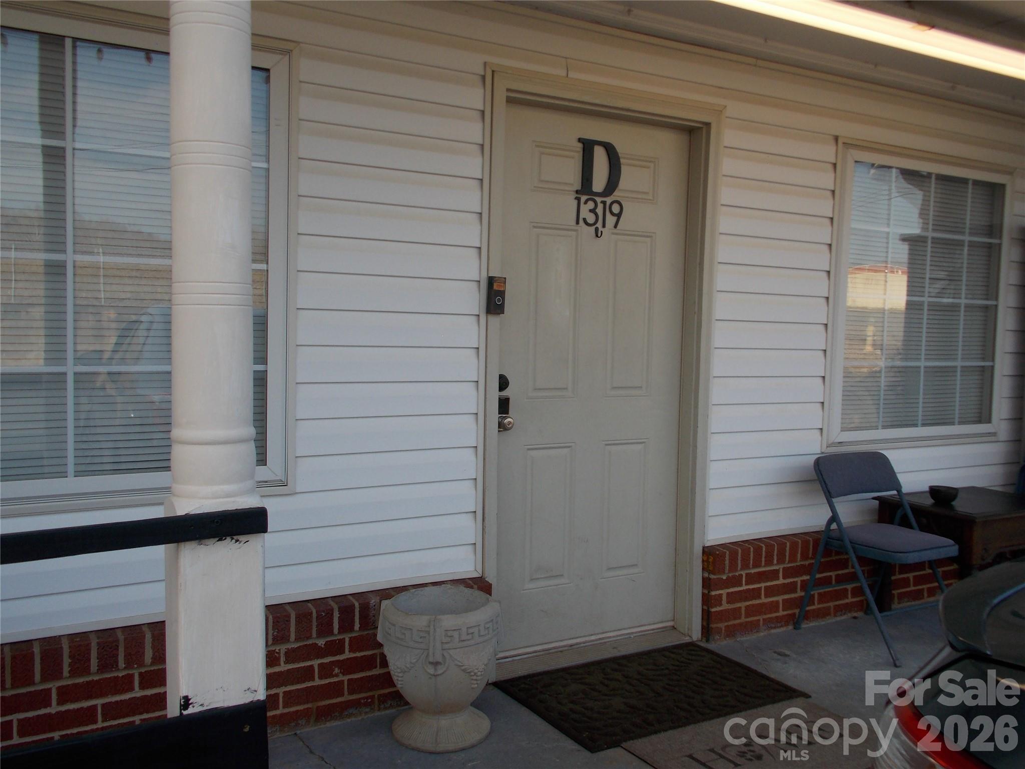 1317 &1319 Main Street Property Photo 20