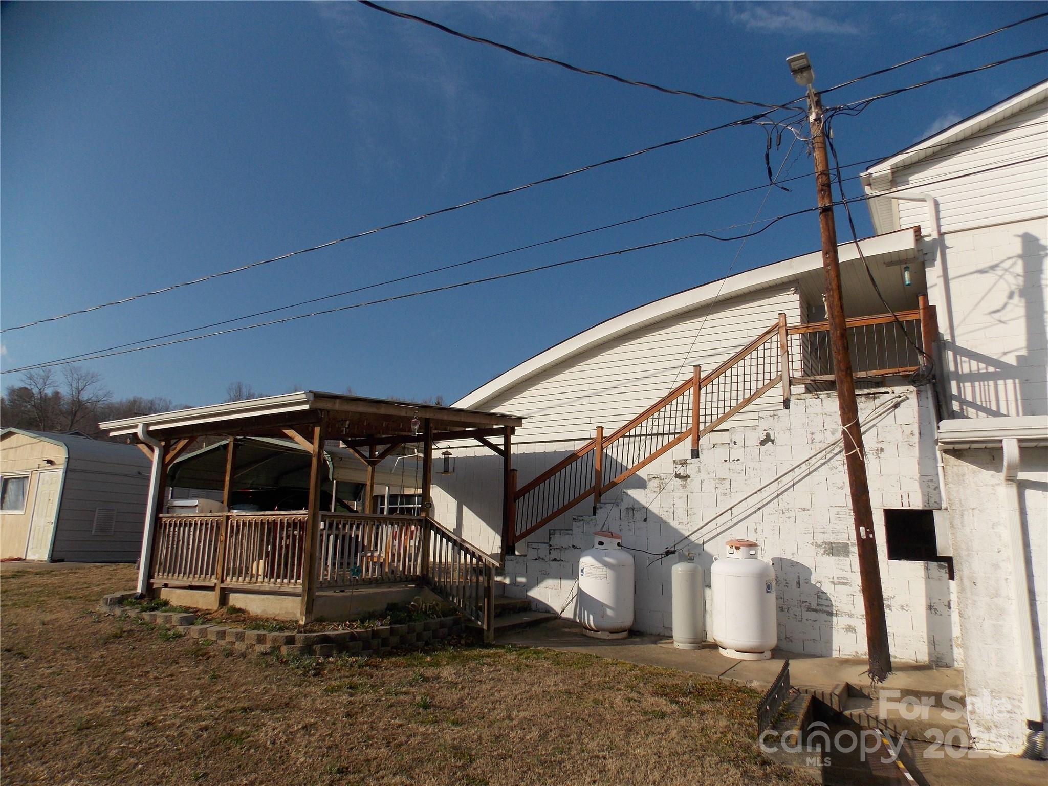 1317 &1319 Main Street Property Photo 10