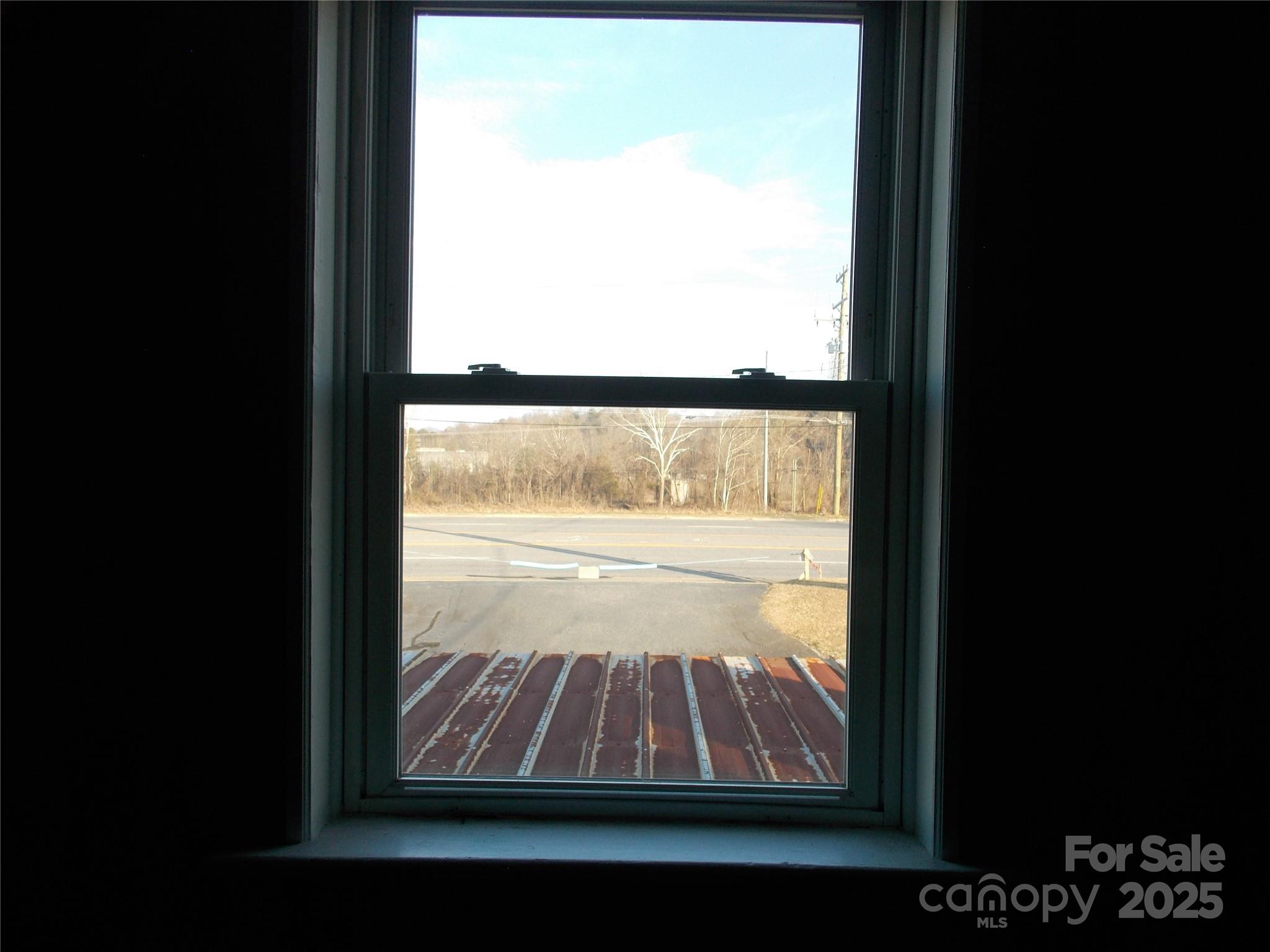 1317 &1319 Main Street Property Photo 20