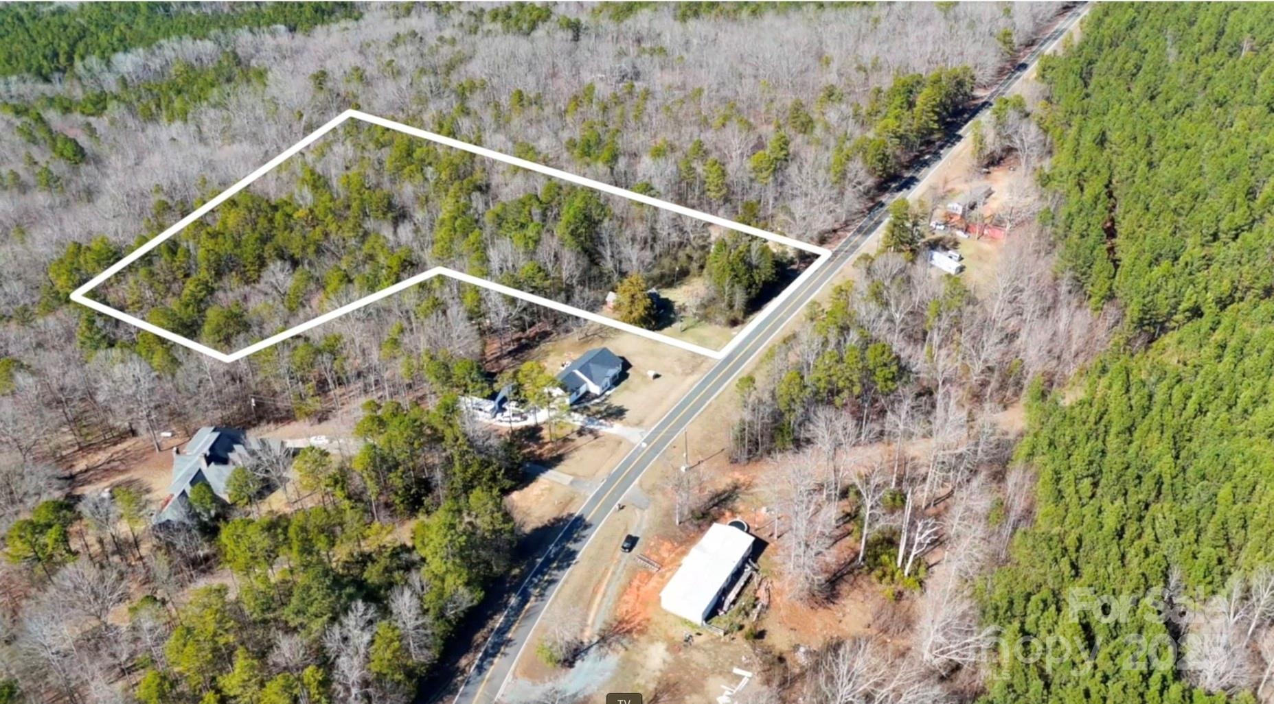 903 Rowells Road Property Photo 1