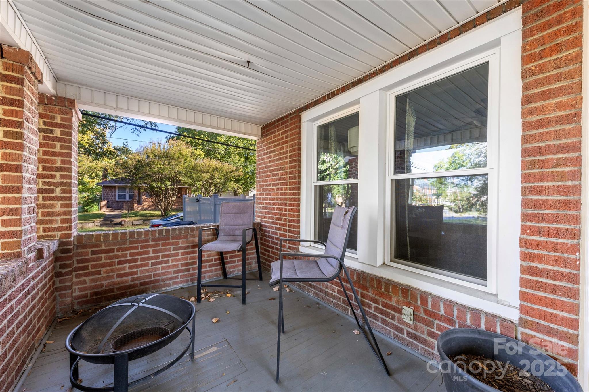 604 Pearl Avenue Property Photo 2