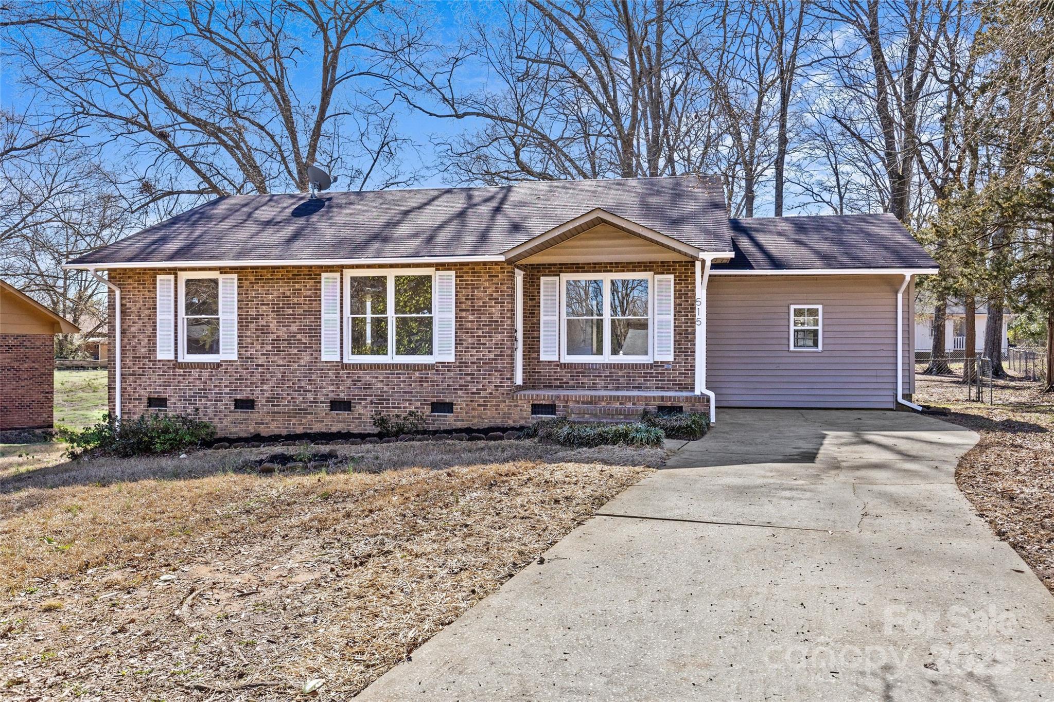 515 Richards Road Property Photo 1