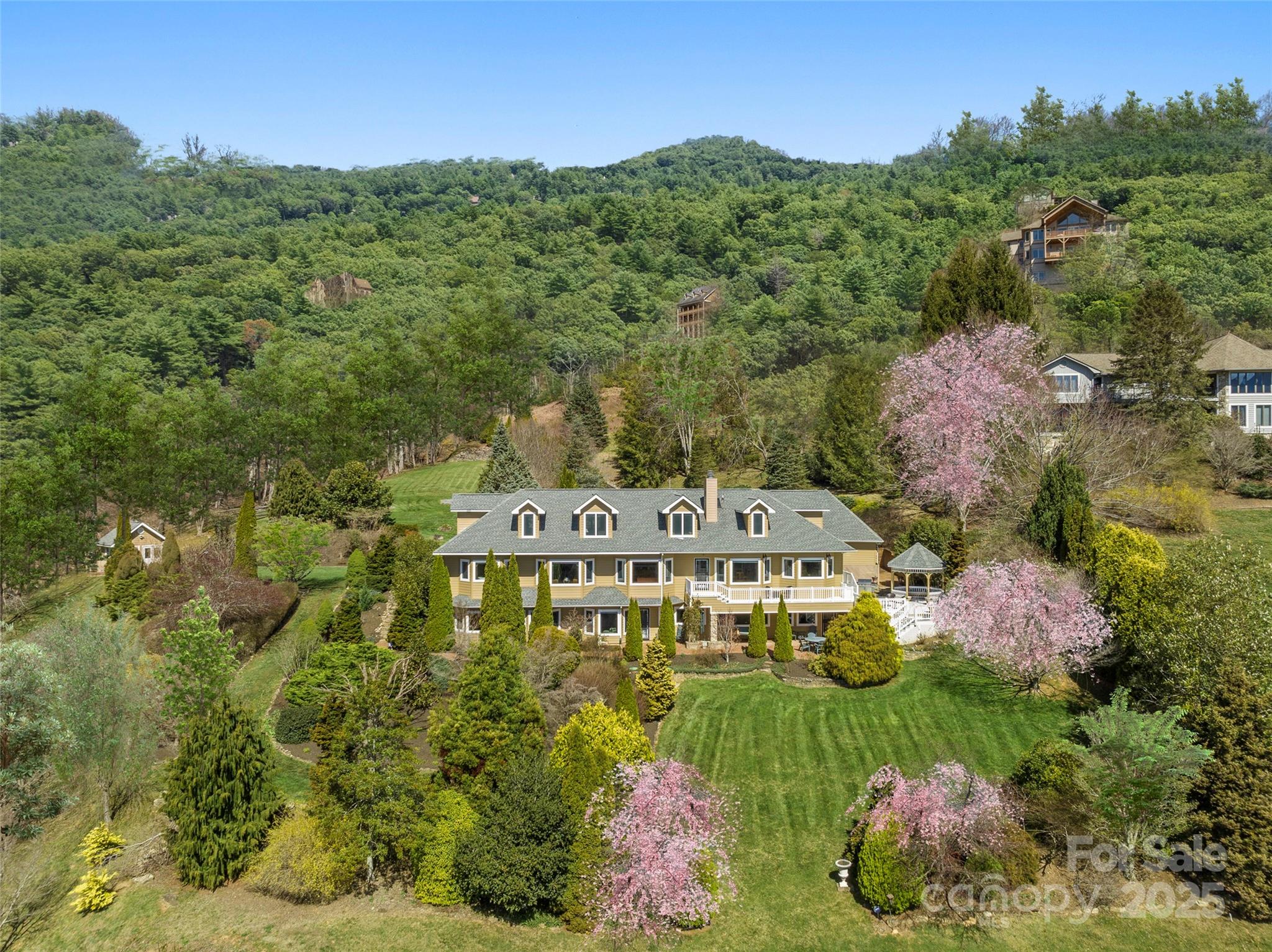 700 Laurel Ridge Drive Property Photo