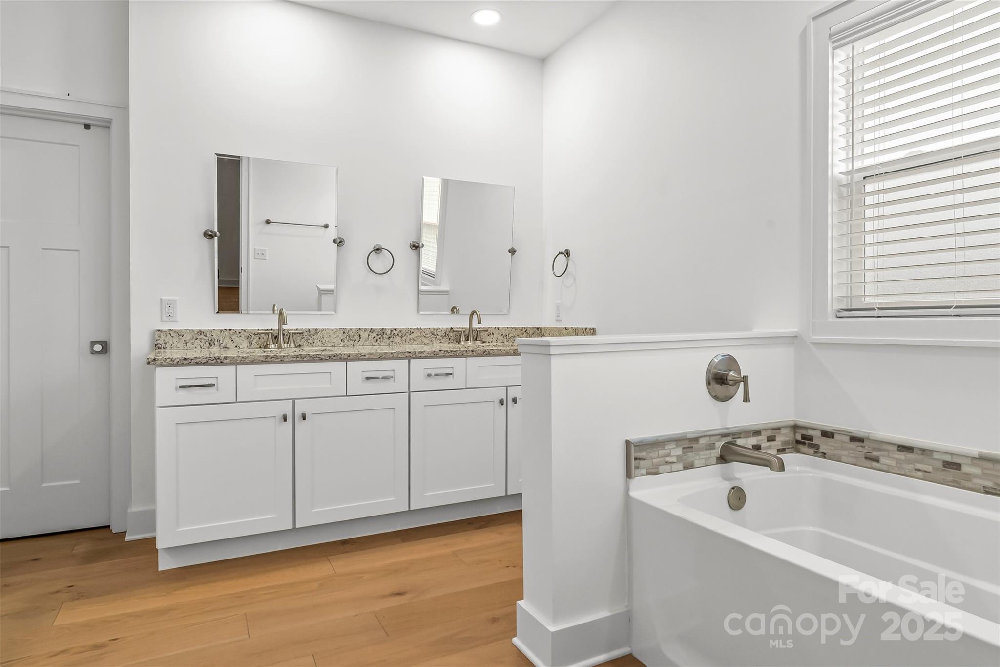 241 Millbrae Loop Property Photo 15