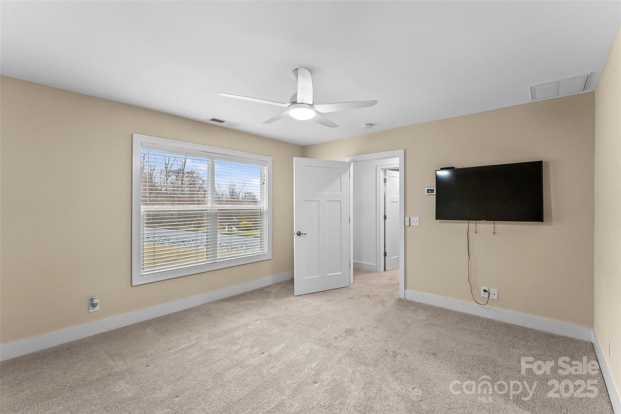 241 Millbrae Loop Property Photo 23