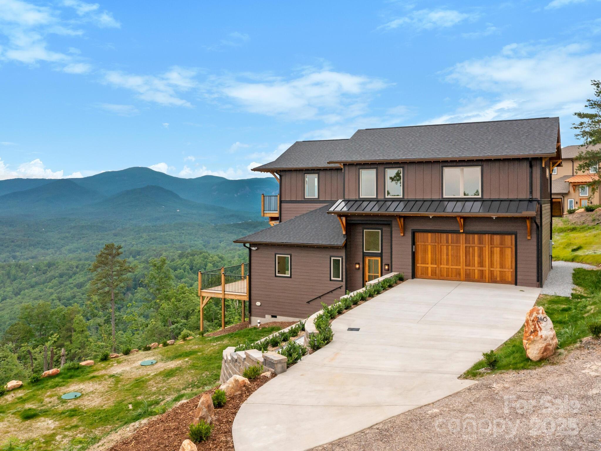 246 Half Moon Mile None Property Photo 1