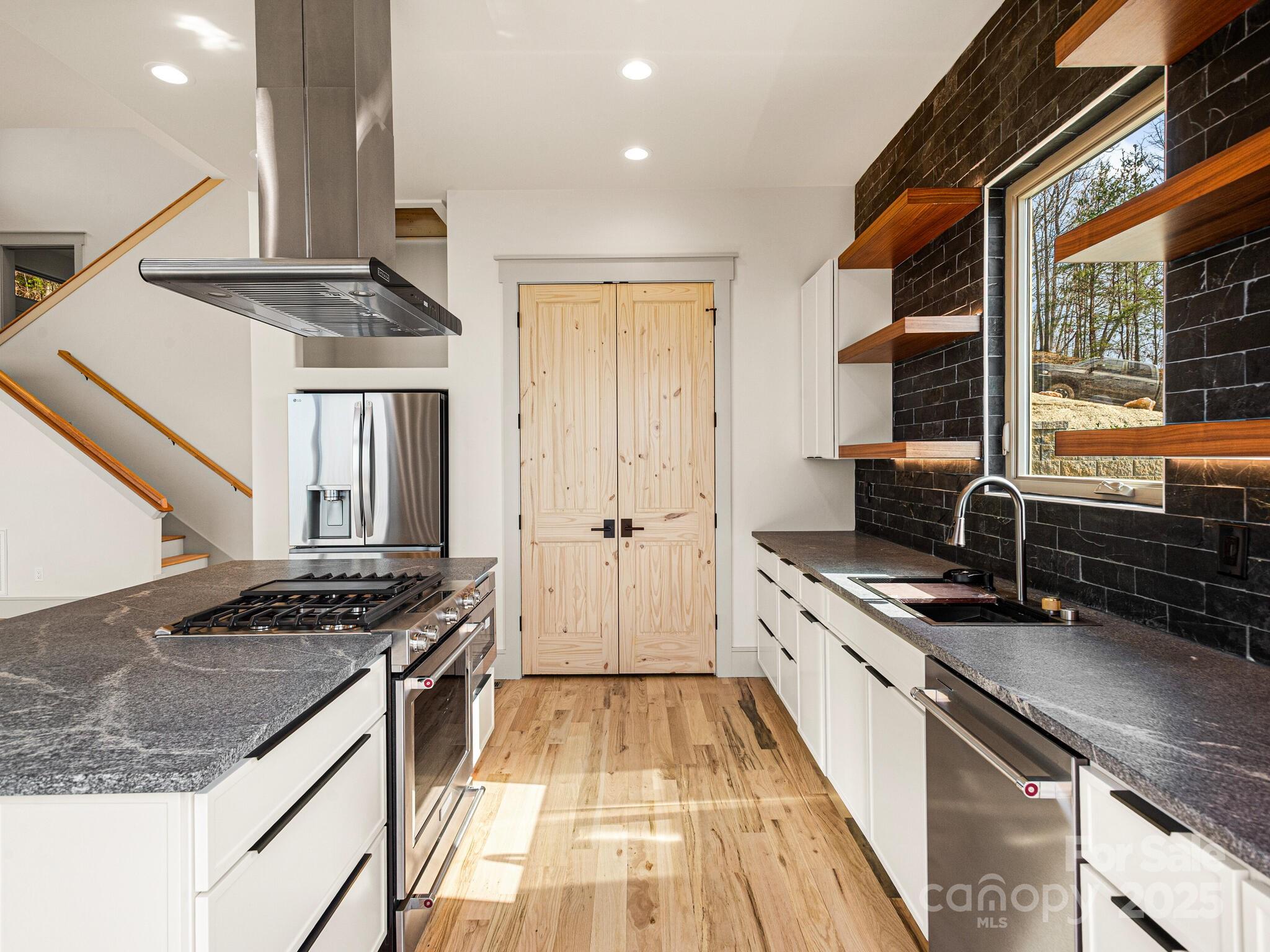 246 Half Moon Mile None Property Photo 20