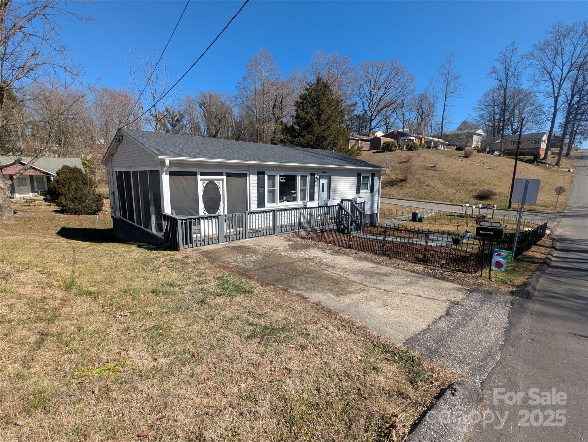 51 Miller Avenue Property Photo