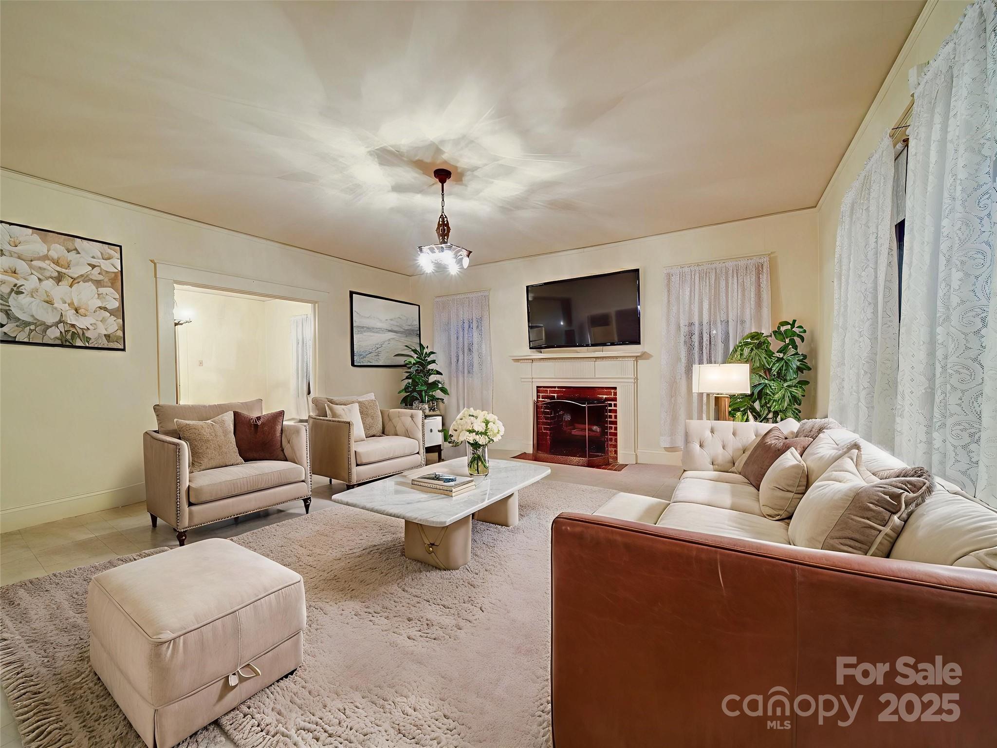 113 2nd Street Property Photo 3