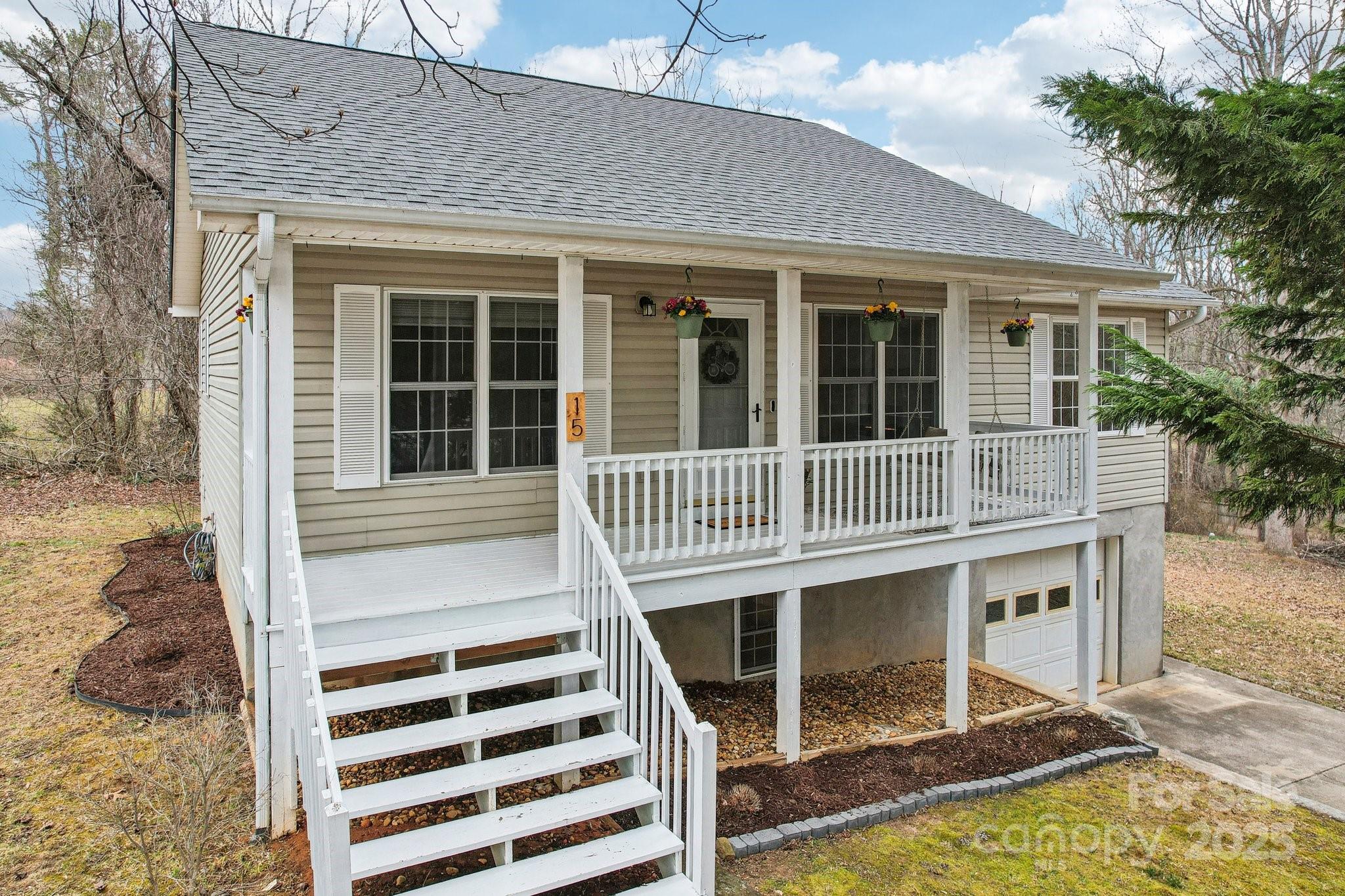 15 Lake Forest Lane Property Photo