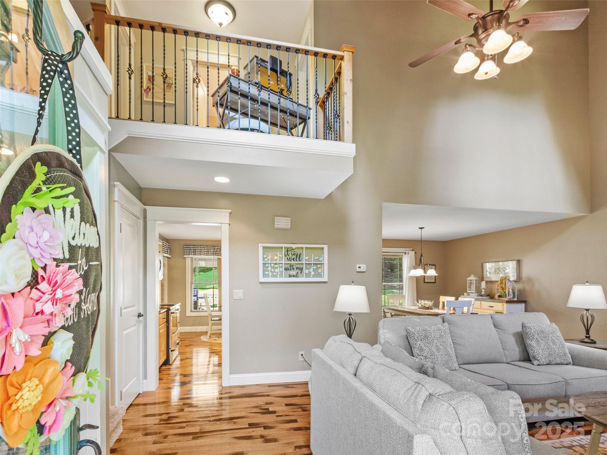 35 Lands End Drive Property Photo 2