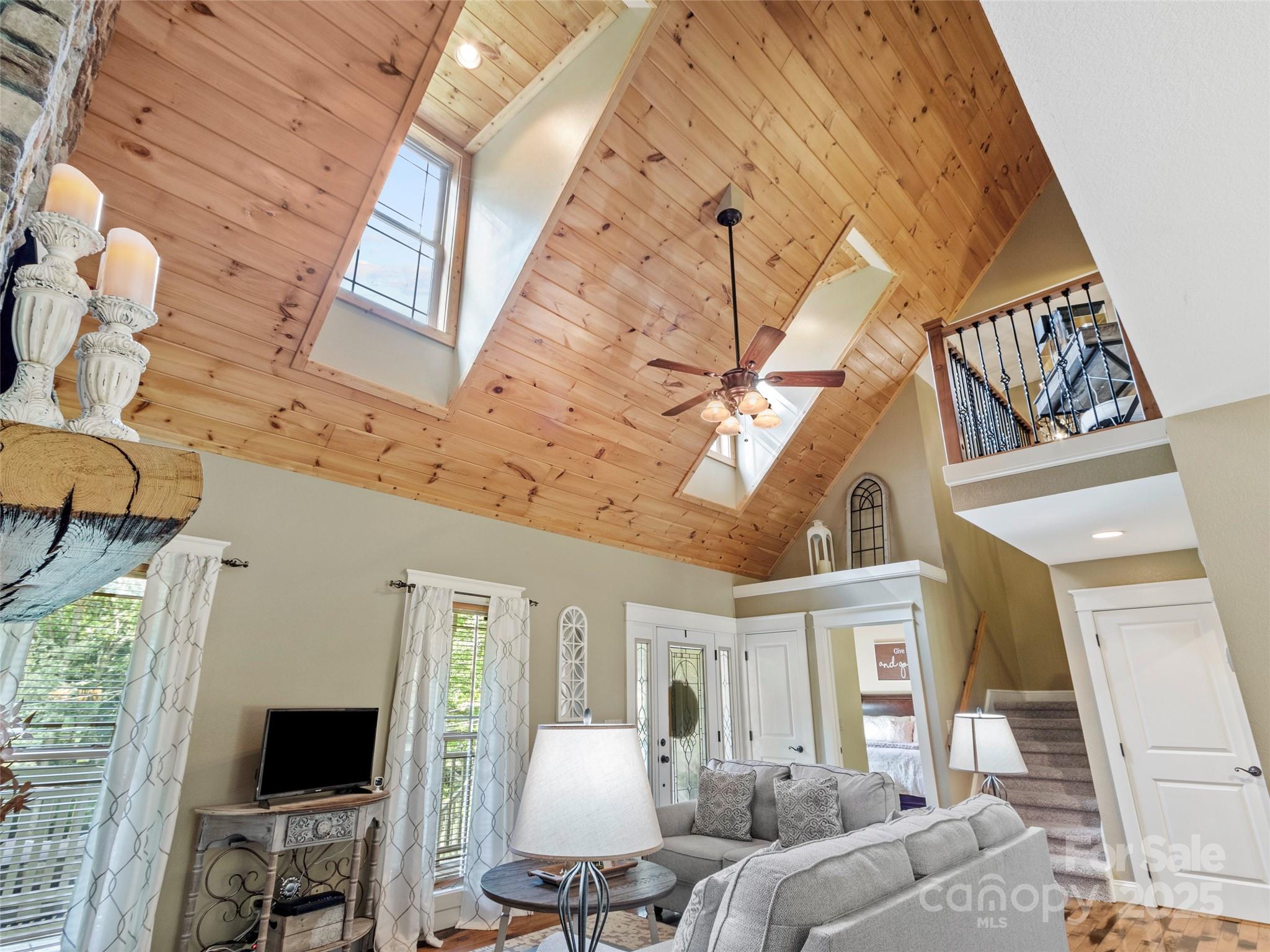 35 Lands End Drive Property Photo 5